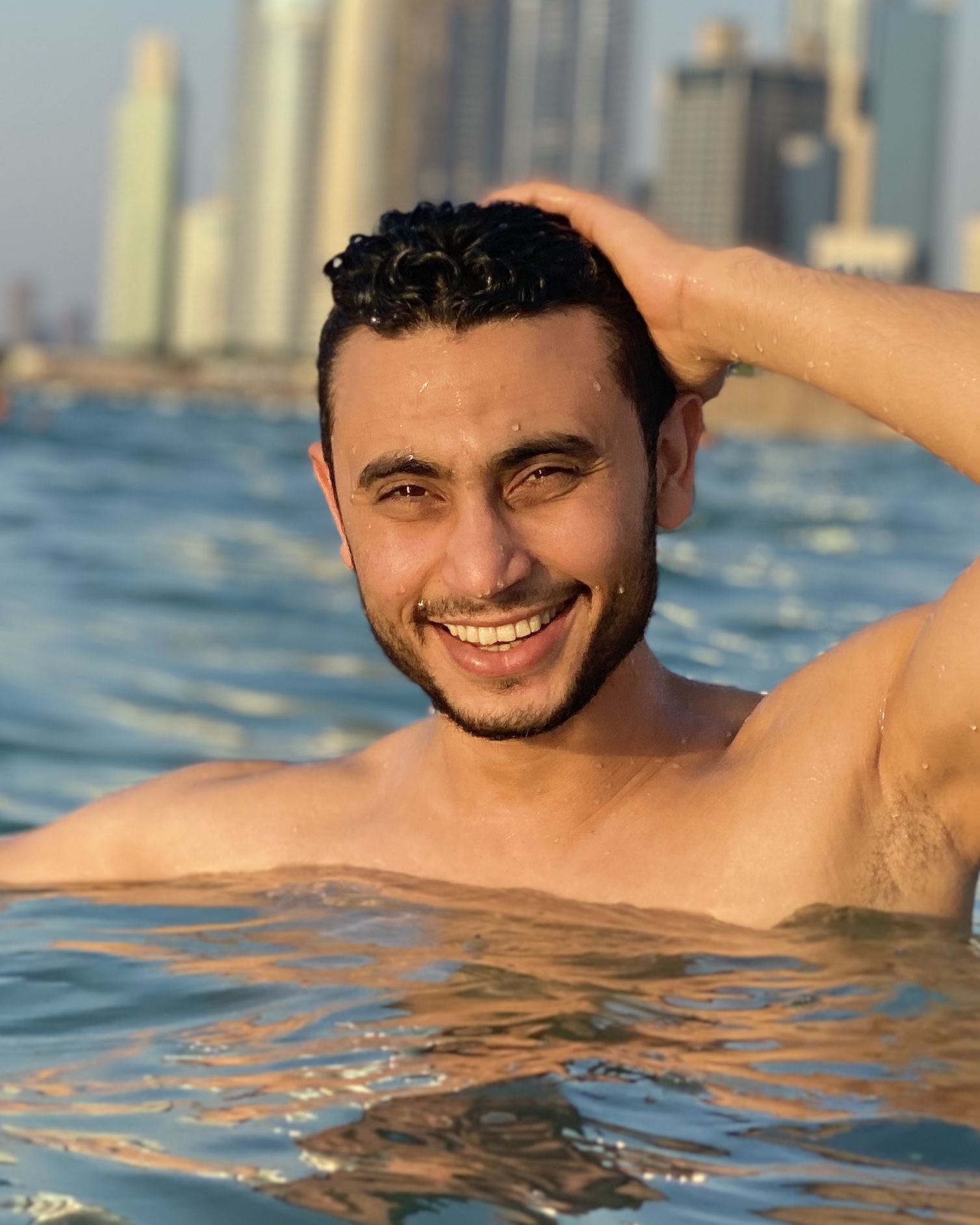Tinder profile picture for @hakim14