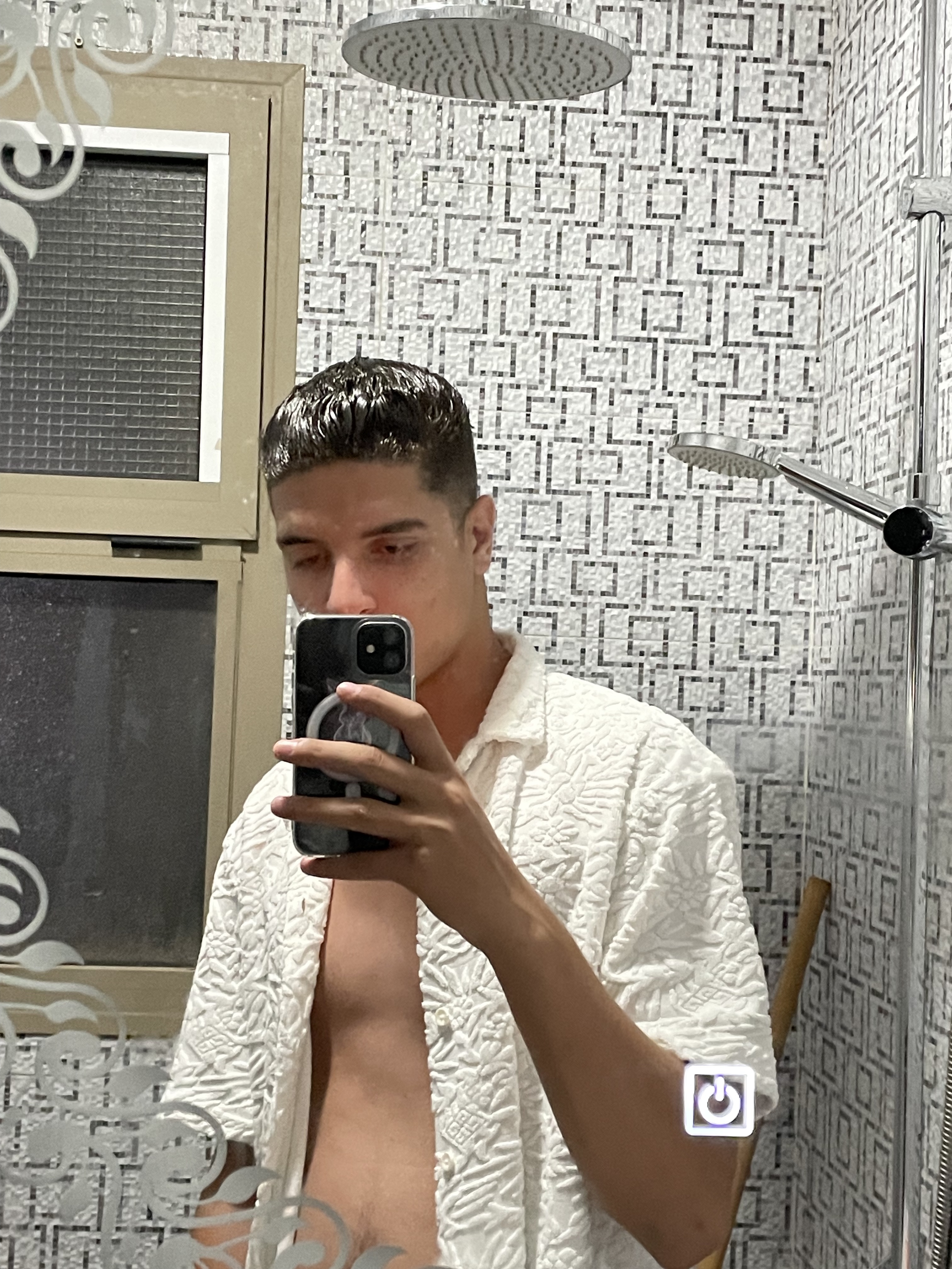 Tinder profile picture for @imad