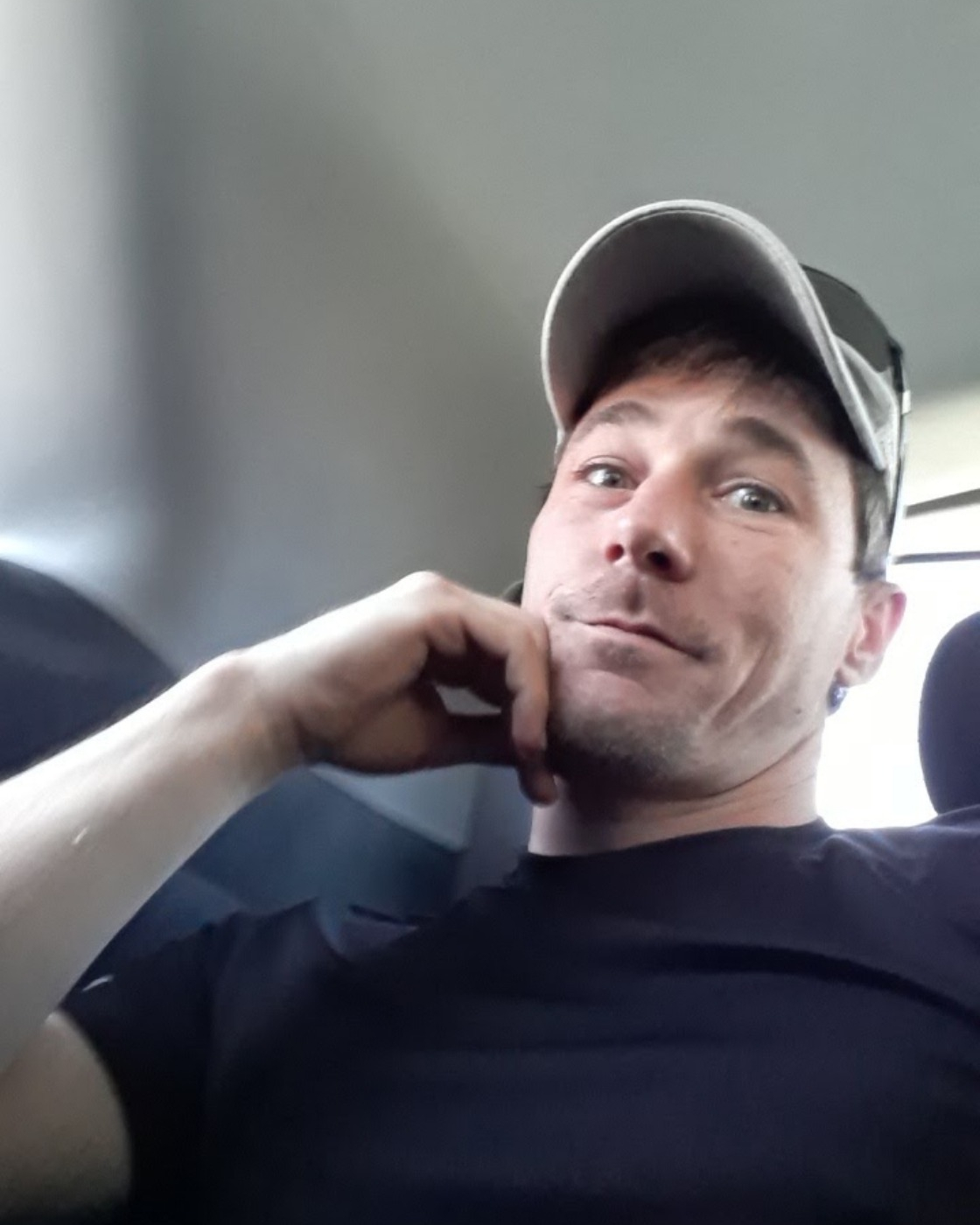 Tinder profile picture for @stumped