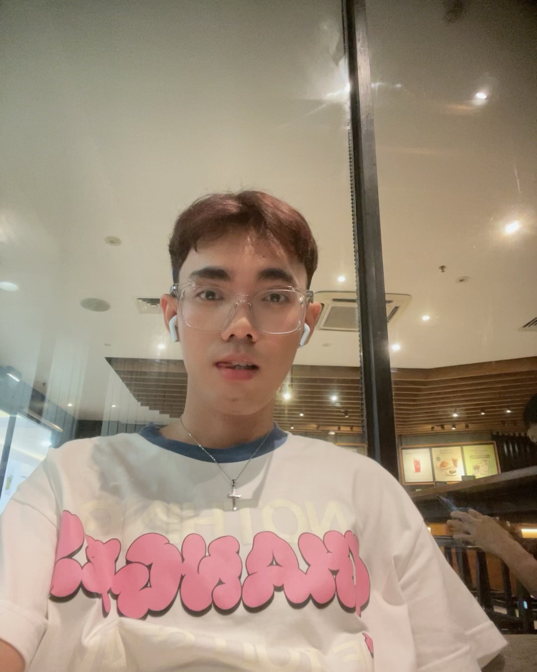 Tinder profile picture for @ovann