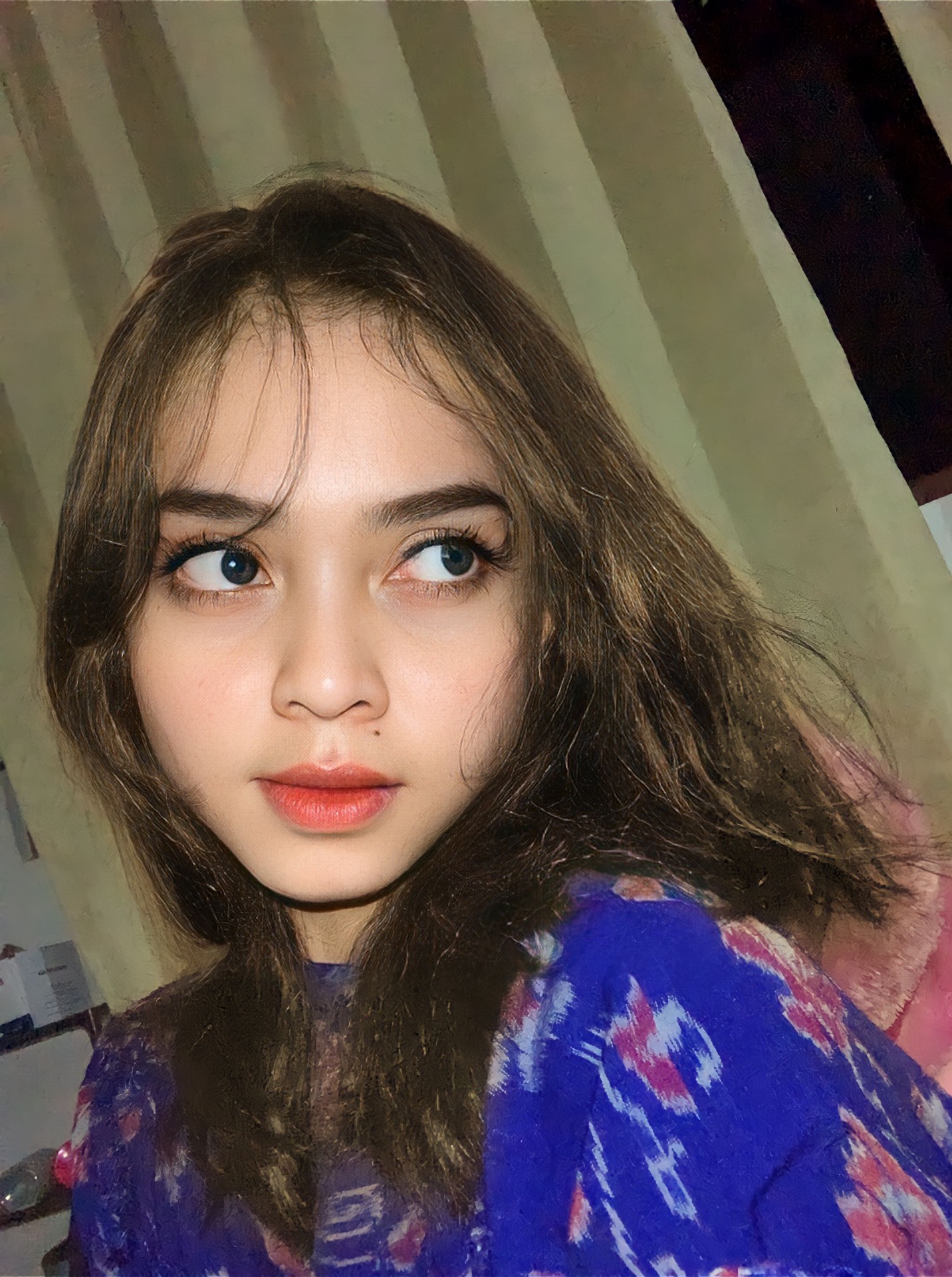 Tinder profile picture for @pu