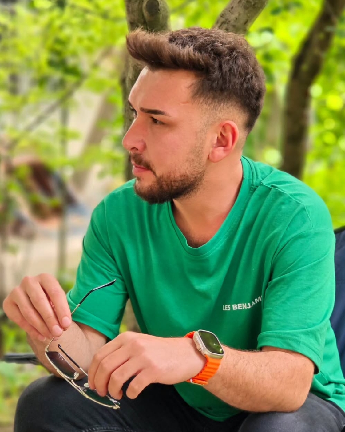 Tinder profile picture for @zeyzeyy