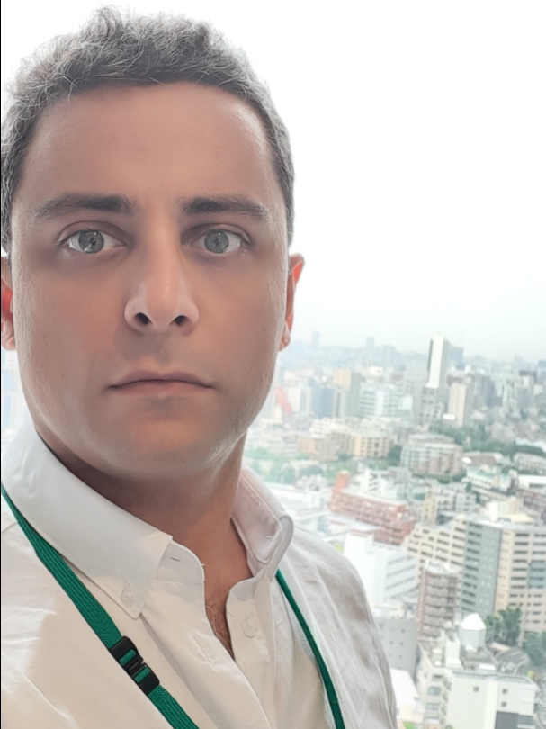 Tinder profile picture for @koujan