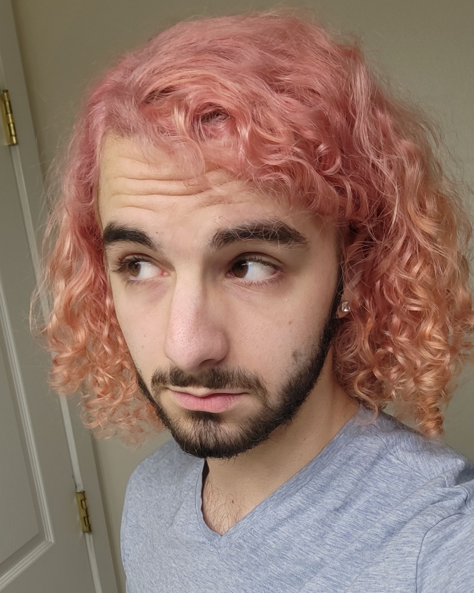 Tinder profile picture for @eggnog