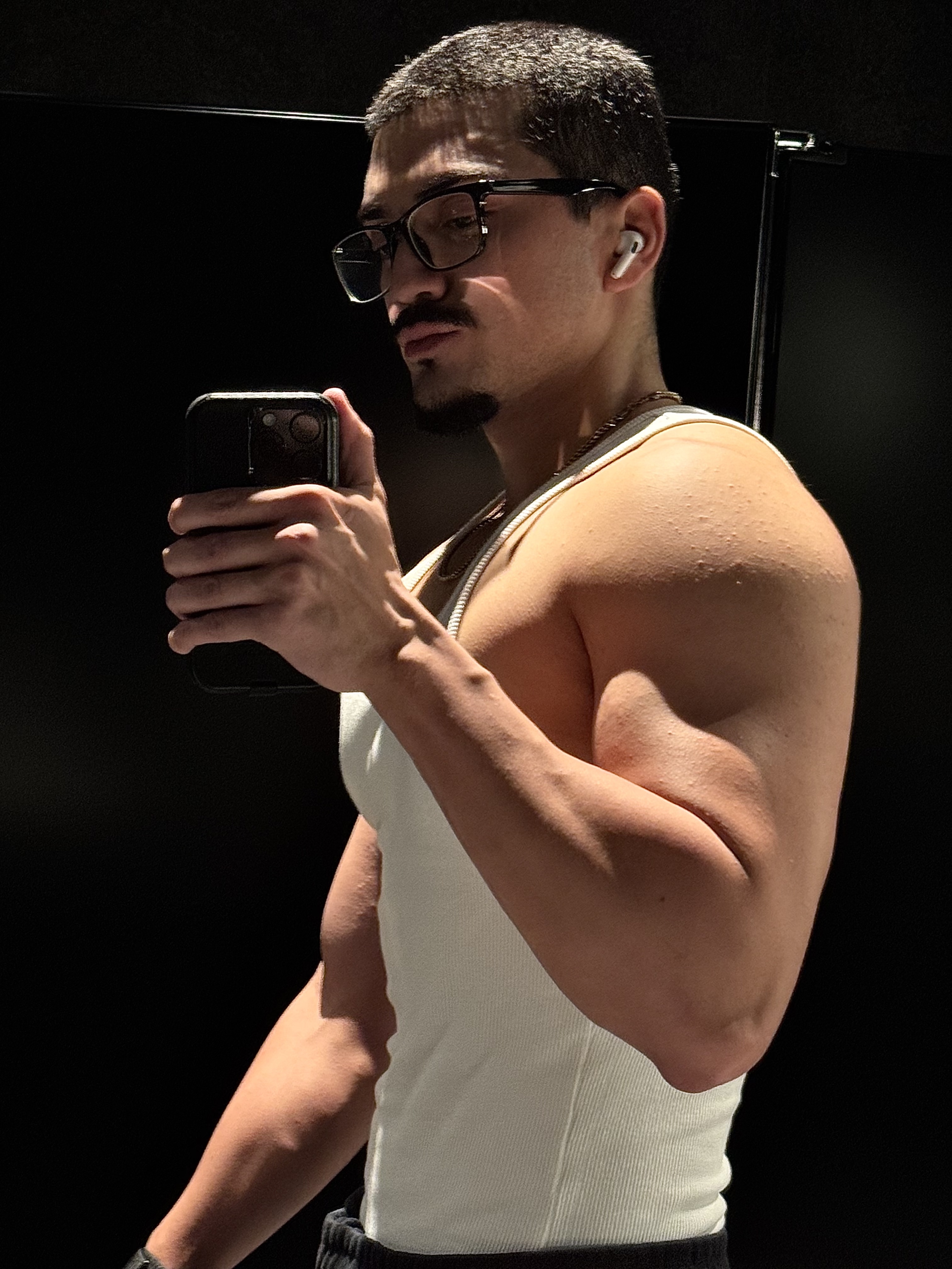 Tinder profile picture for @metallic