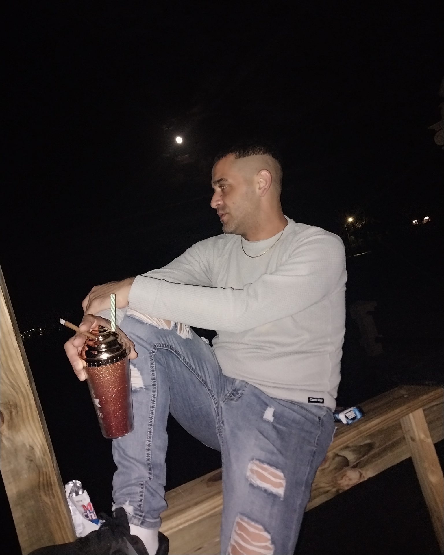 Tinder profile picture for @nicol
