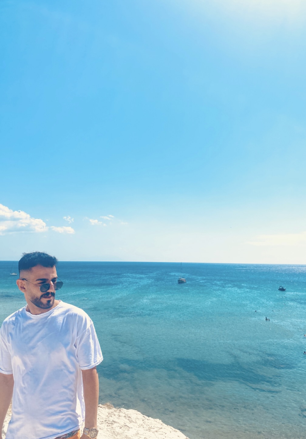 Tinder profile picture for @mcs