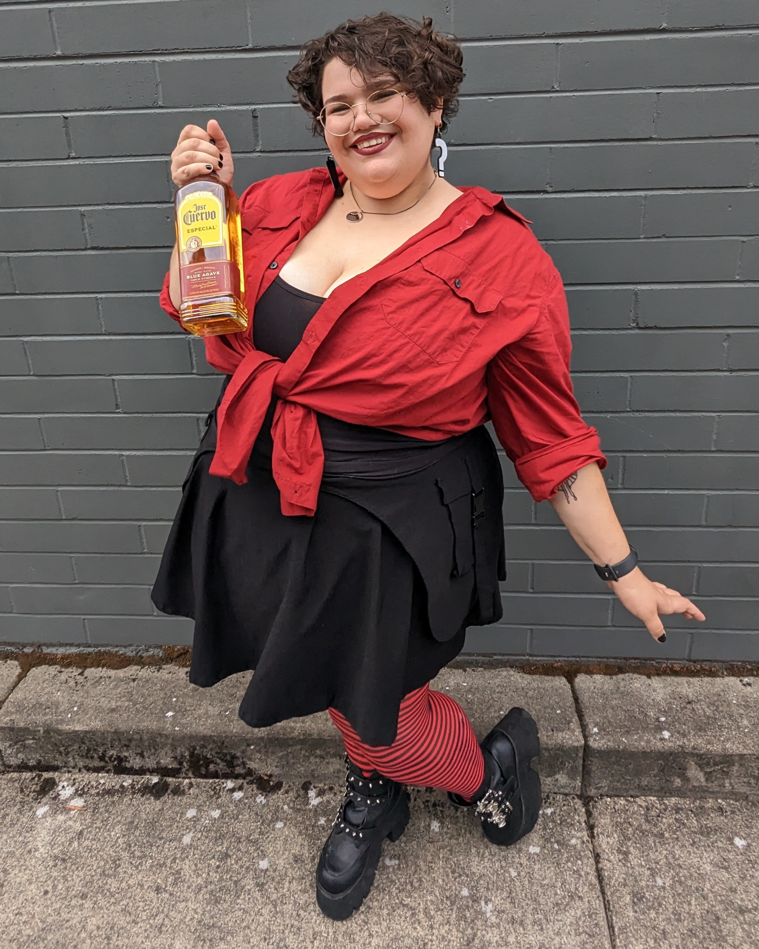 Tinder profile picture for @cloves