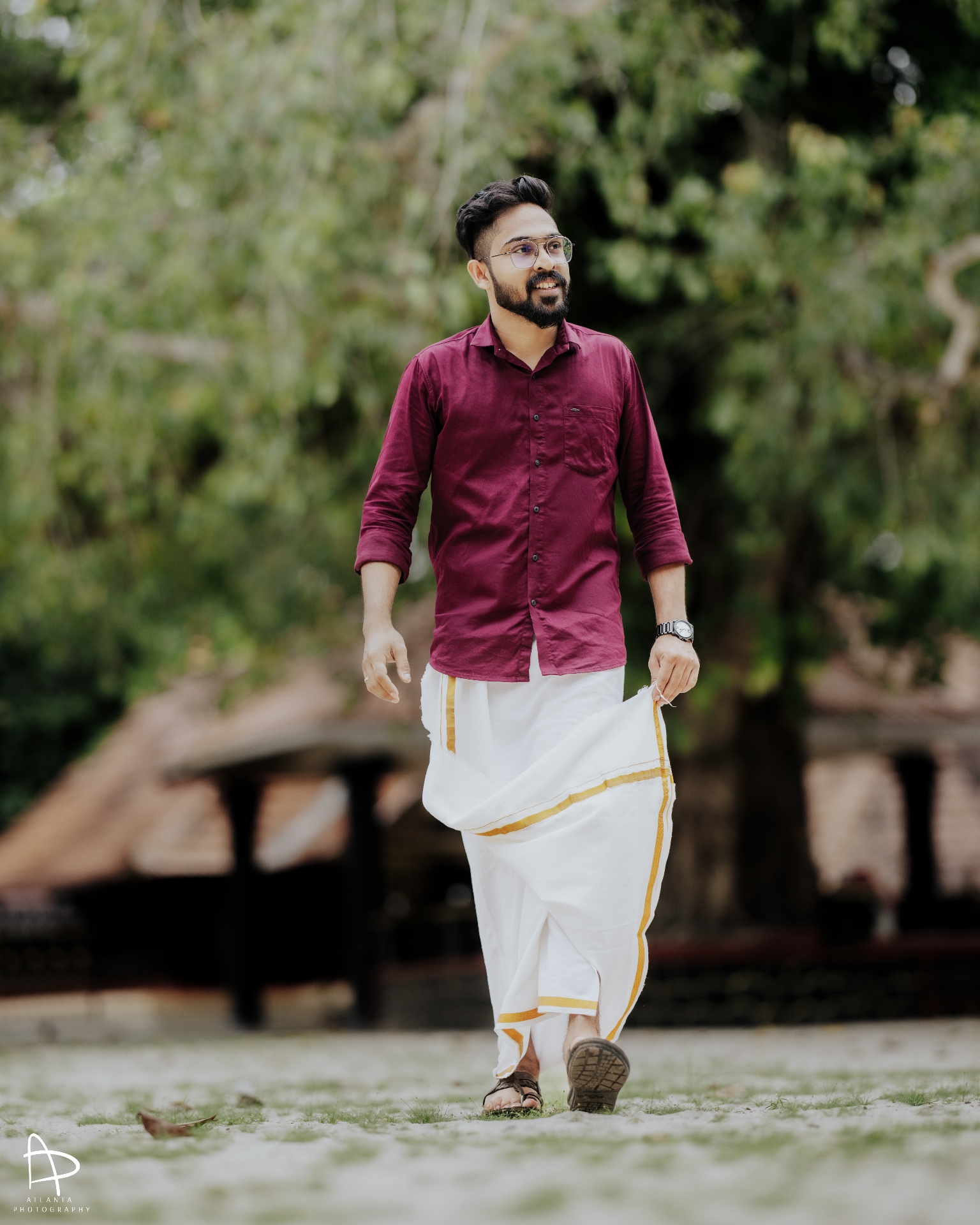 Tinder profile picture for @mahidev