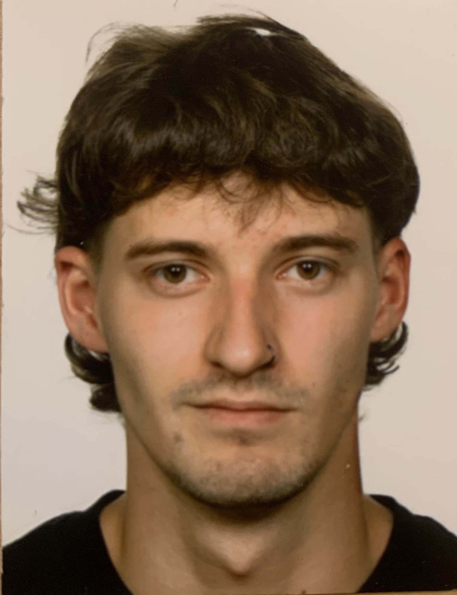 Tinder profile picture for @fynn