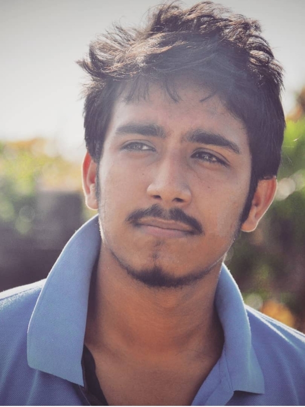 Tinder profile picture for @rahulkumar