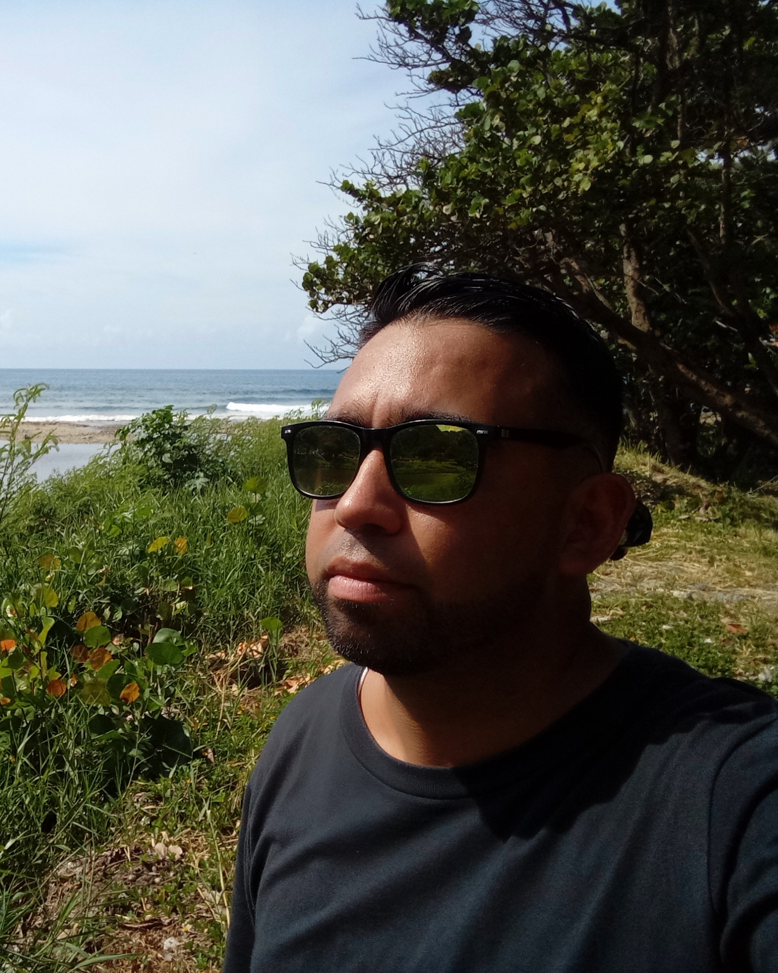 Tinder profile picture for @ronny