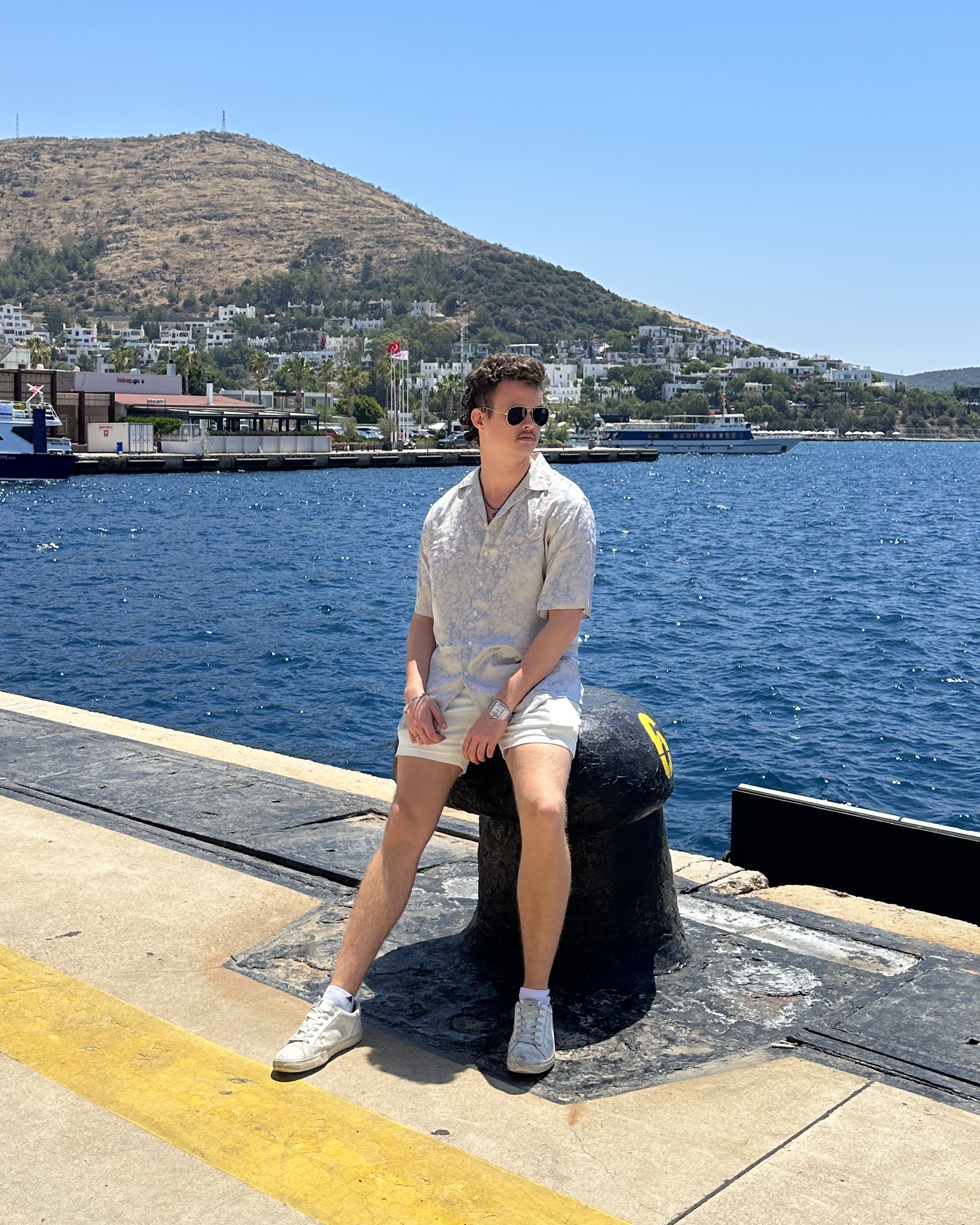 Tinder profile picture for @chants