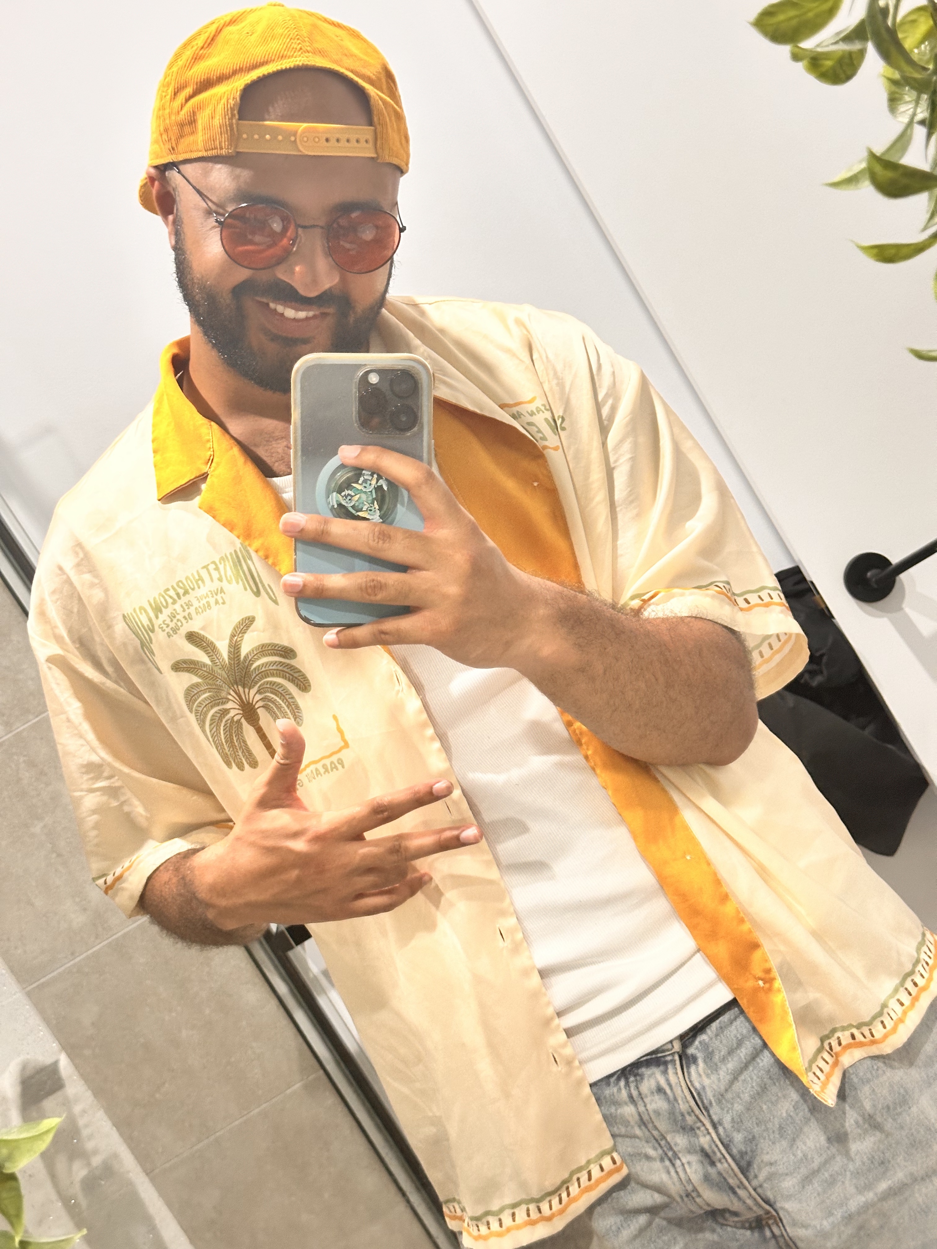 Tinder profile picture for @fractured