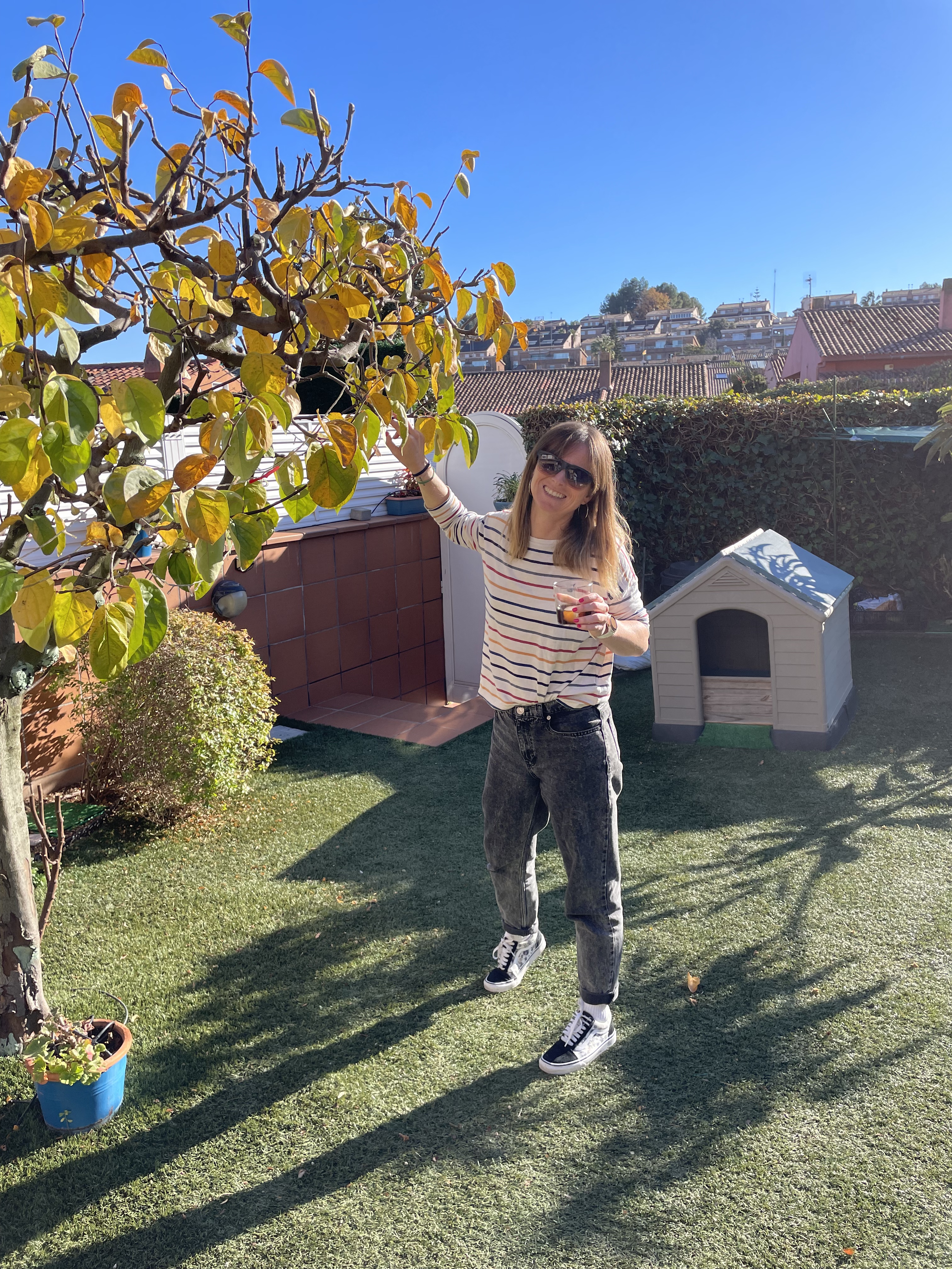 Tinder profile picture for @worlds