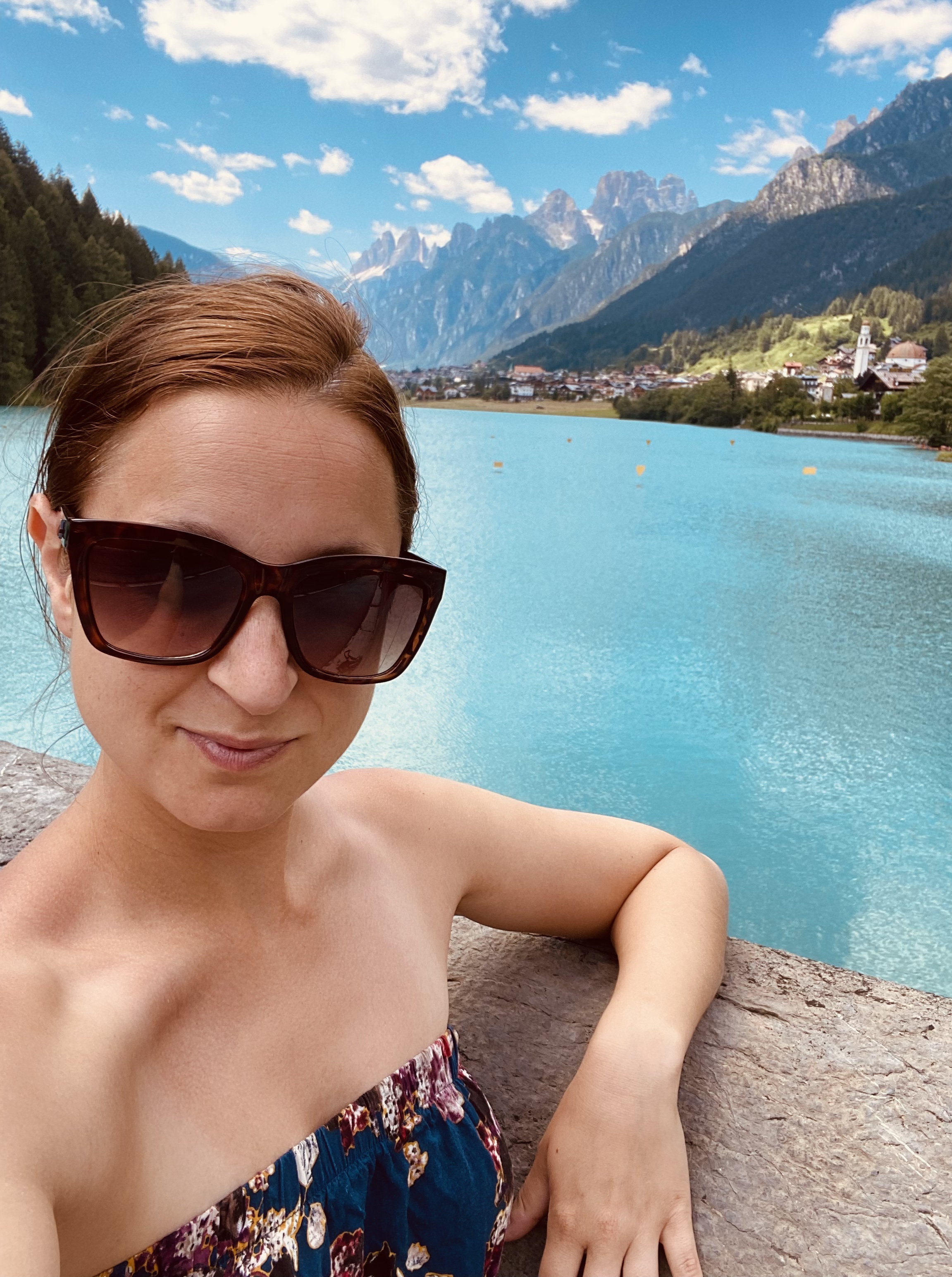 Tinder profile picture for @myriam