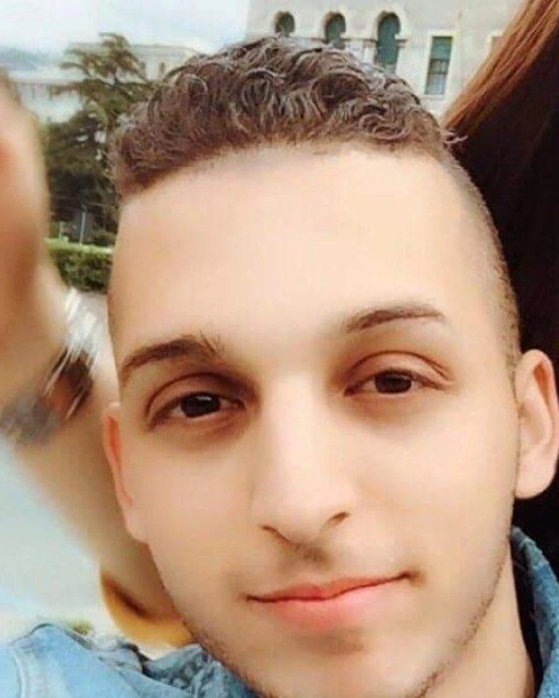 Tinder profile picture for @nabilo