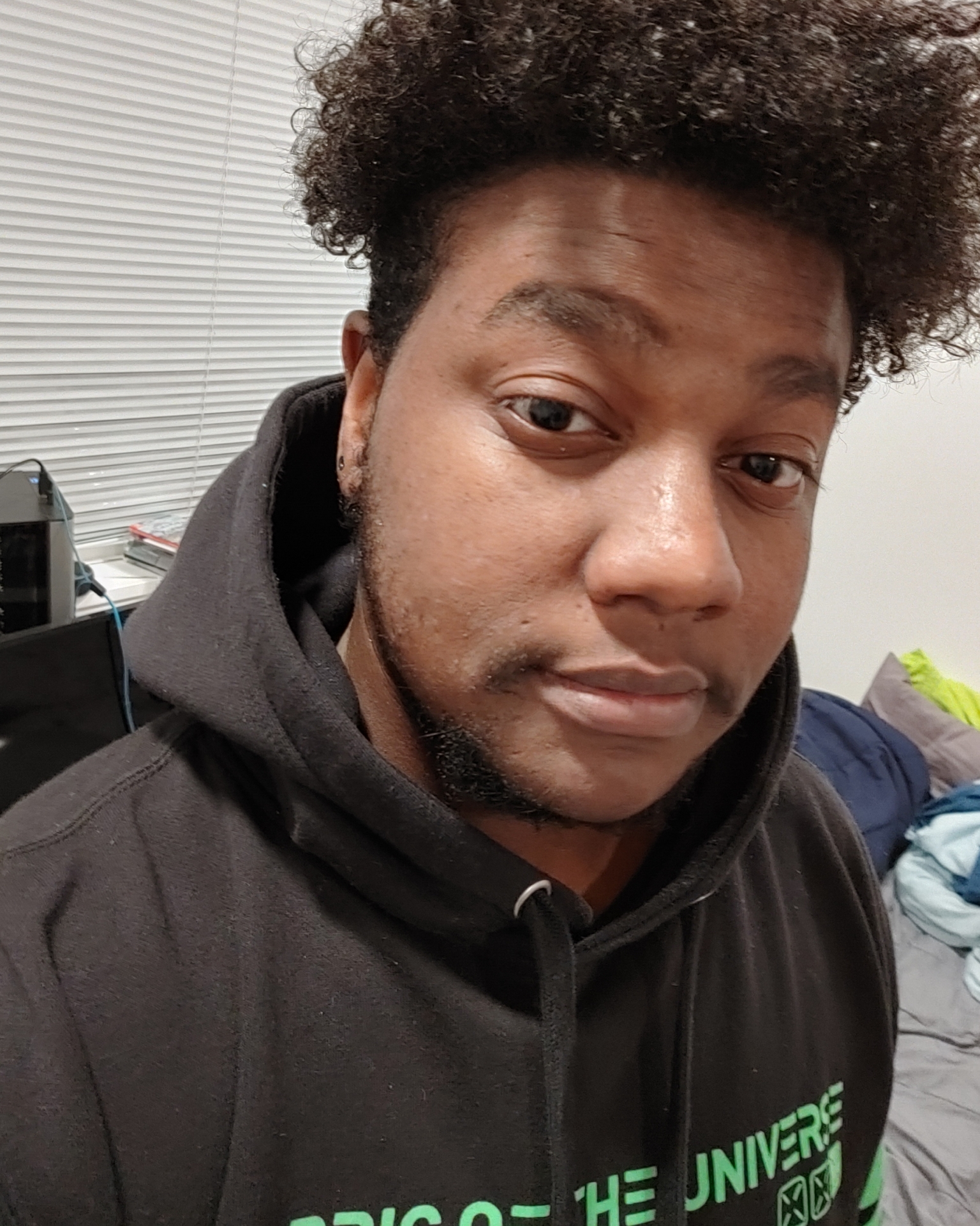 Tinder profile picture for @cyber