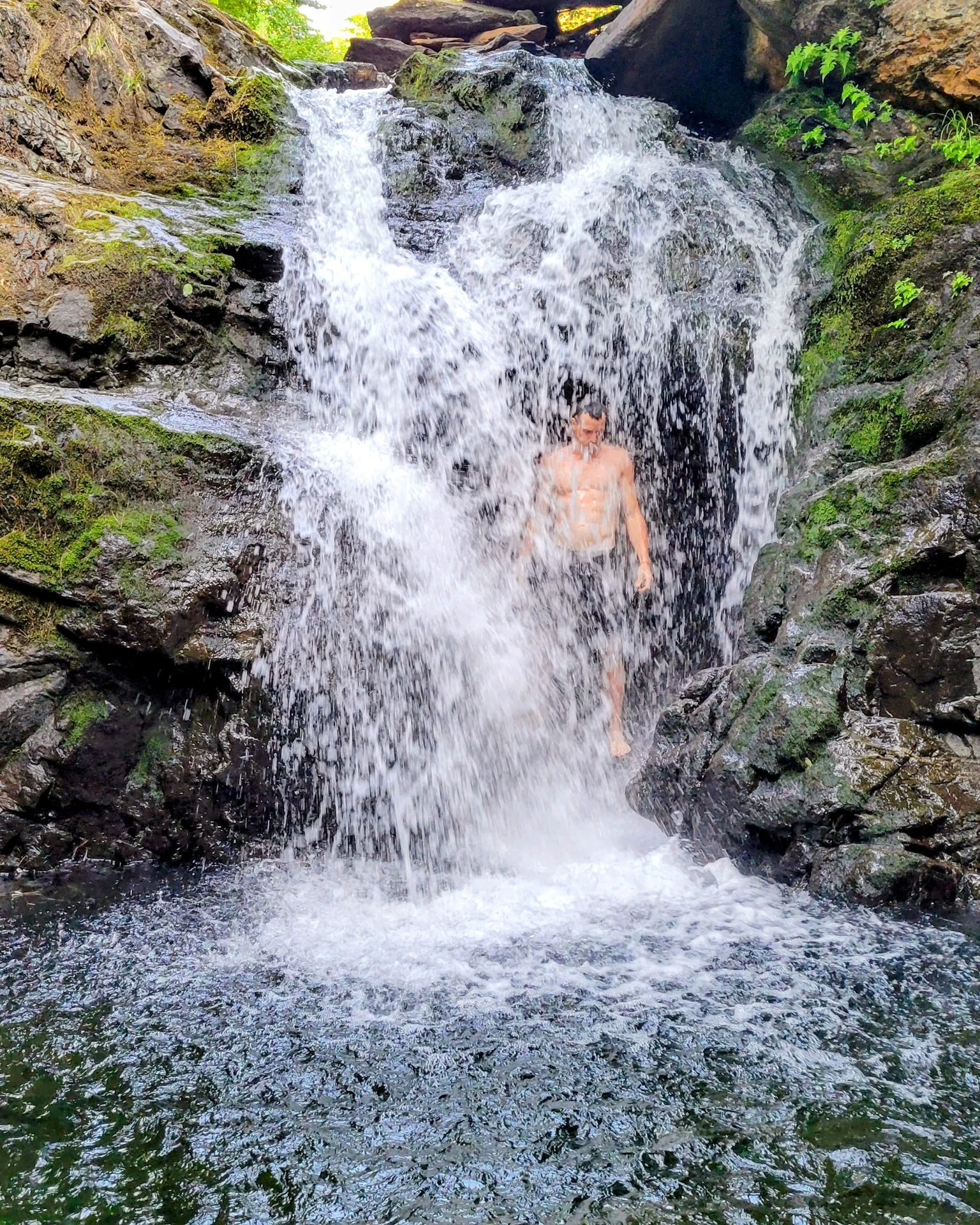 Tinder profile picture for @zmon