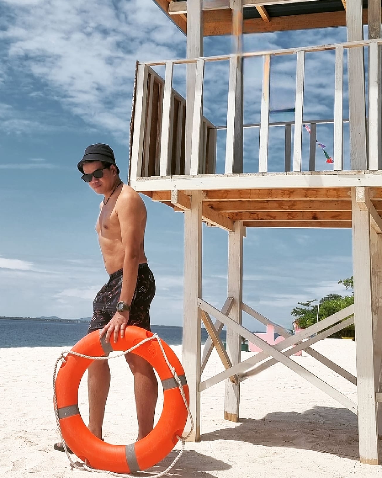Tinder profile picture for @philippines