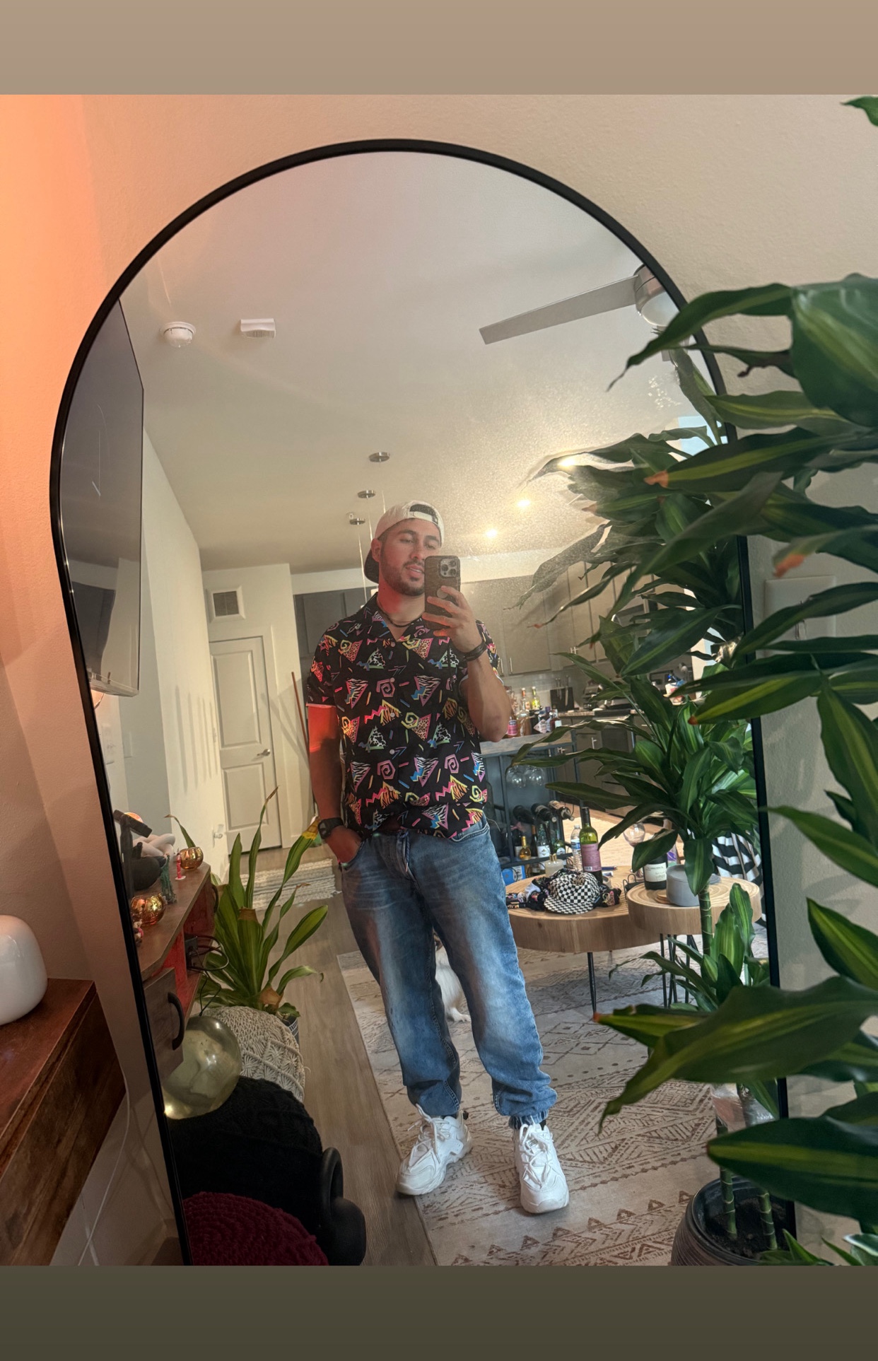 Tinder profile picture for @omar1010