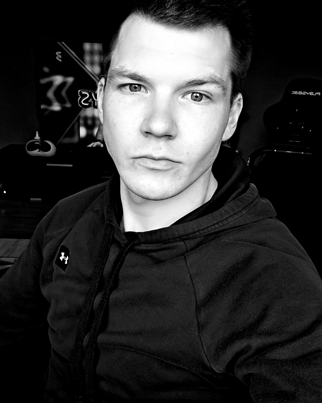 Tinder profile picture for @savage