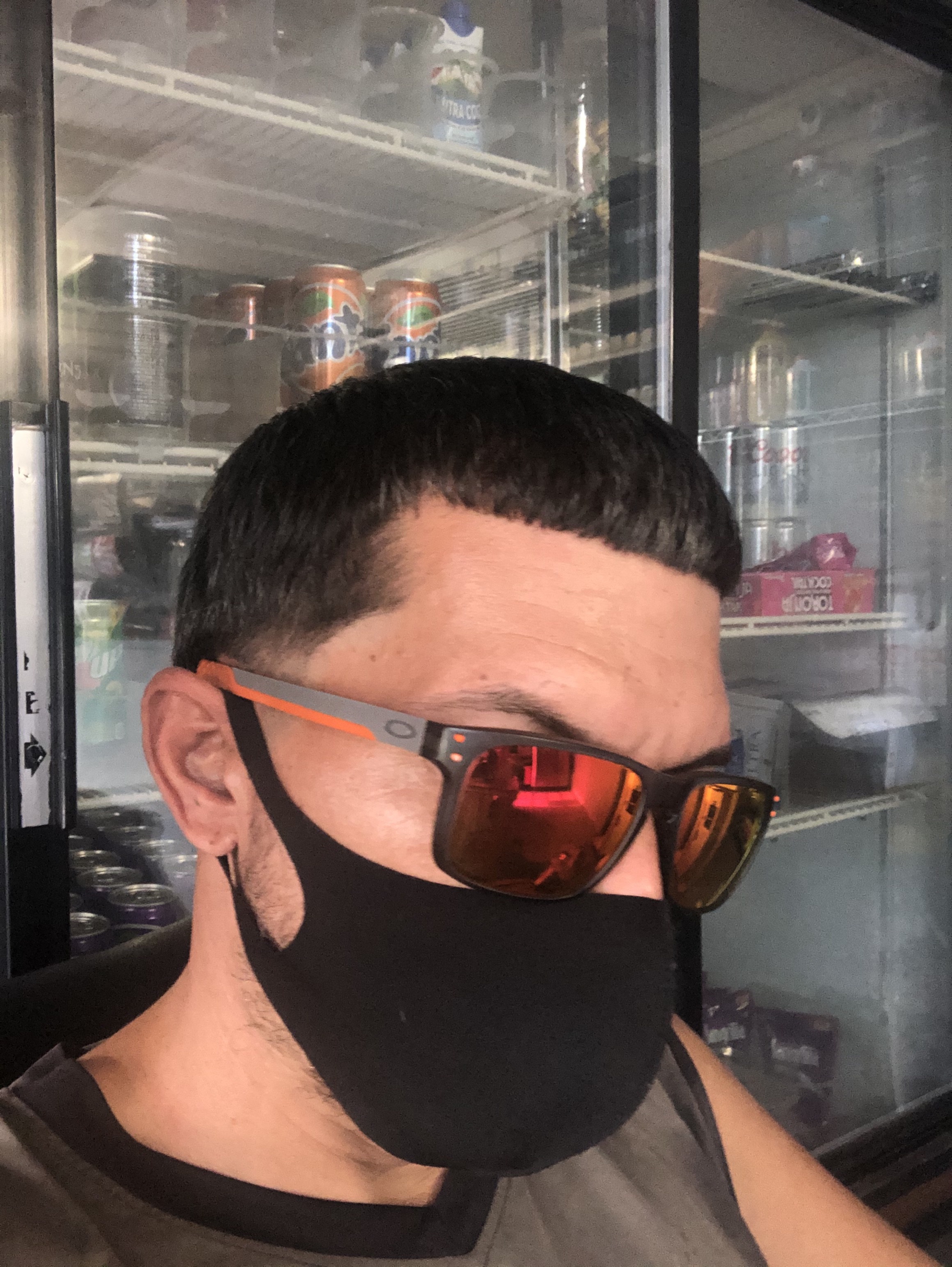 Tinder profile picture for @flashing