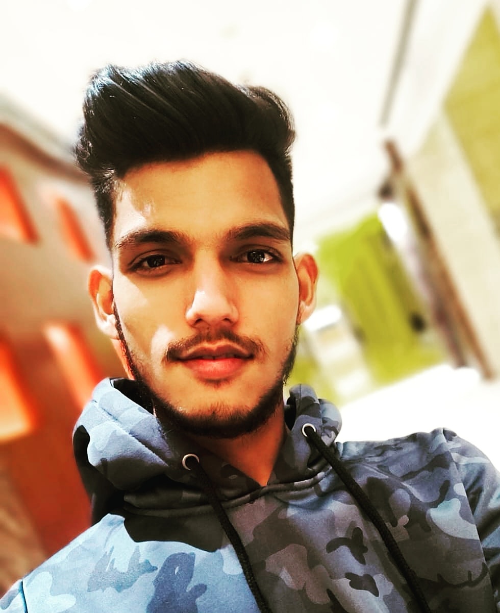 Tinder profile picture for @jitendra