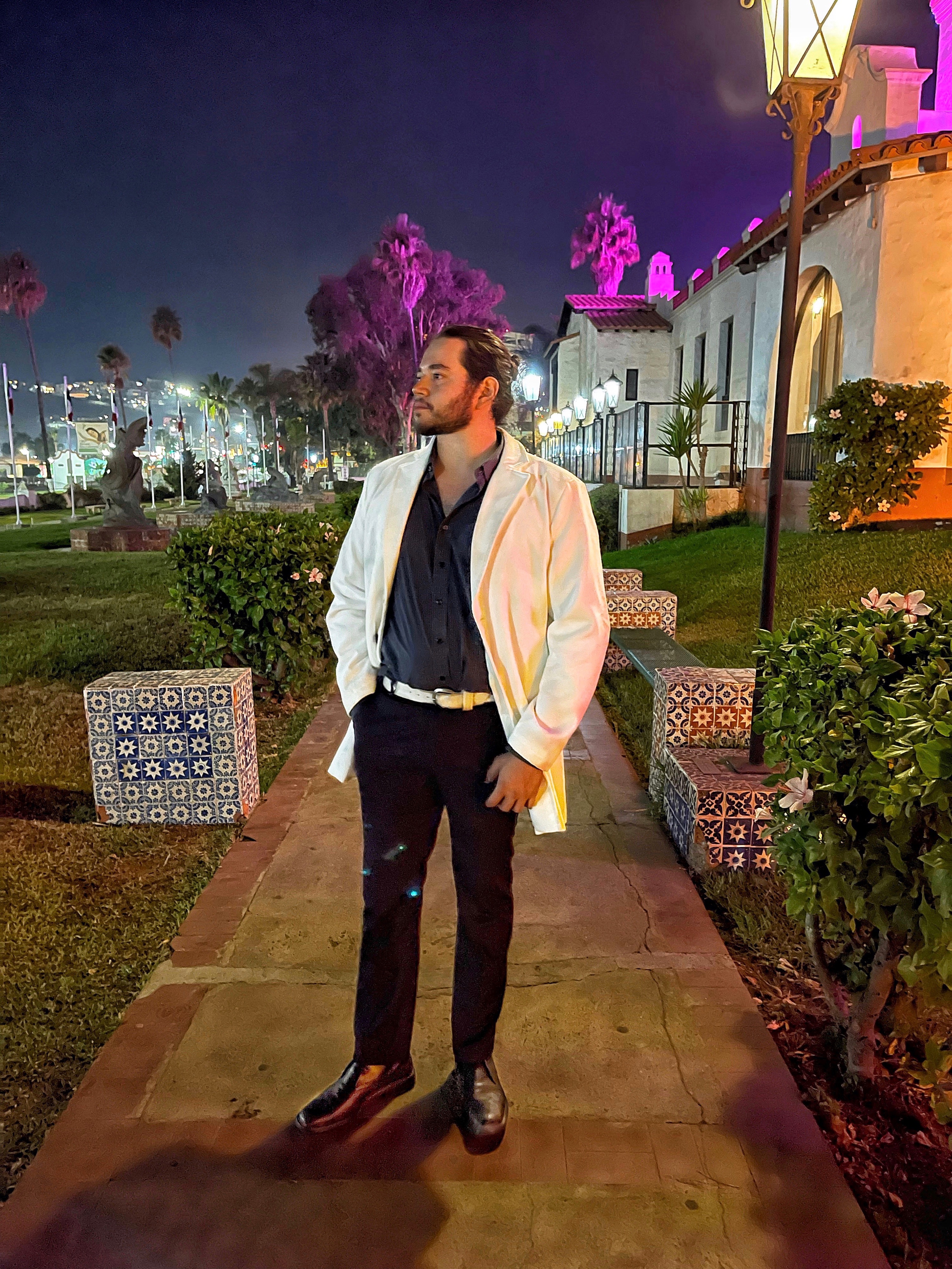 Tinder profile picture for @gibran
