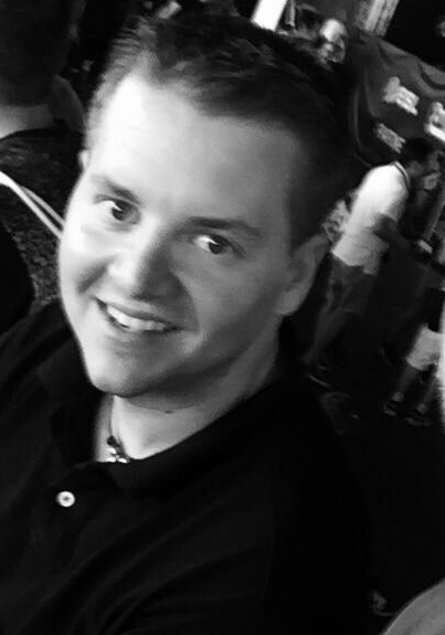 Tinder profile picture for @tobiii
