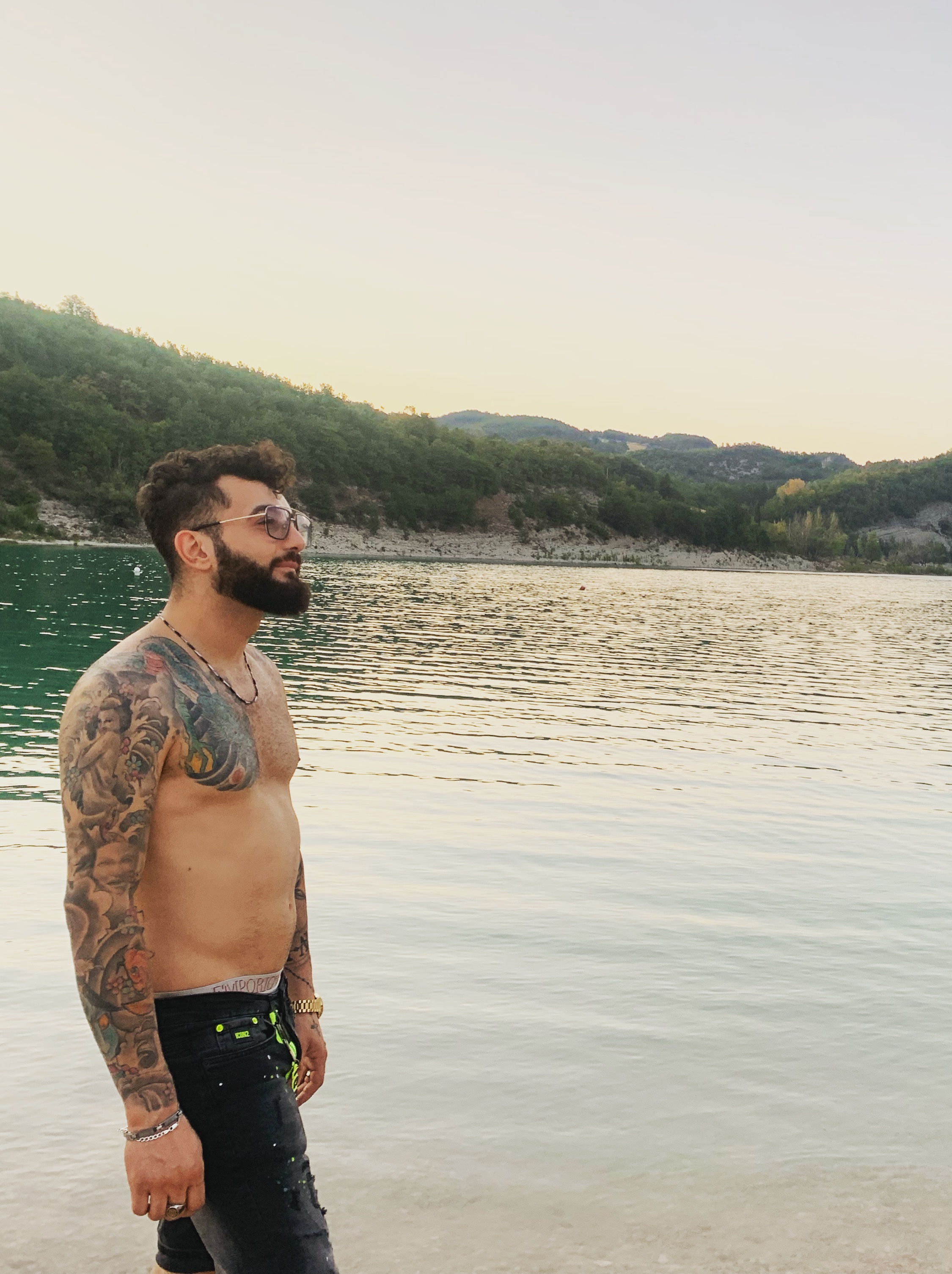 Tinder profile picture for @gianni
