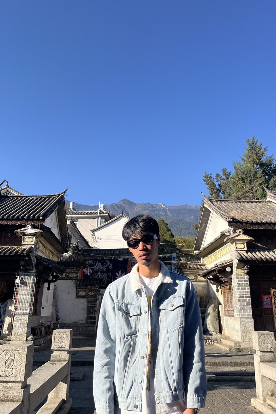 Tinder profile picture for @nonnon