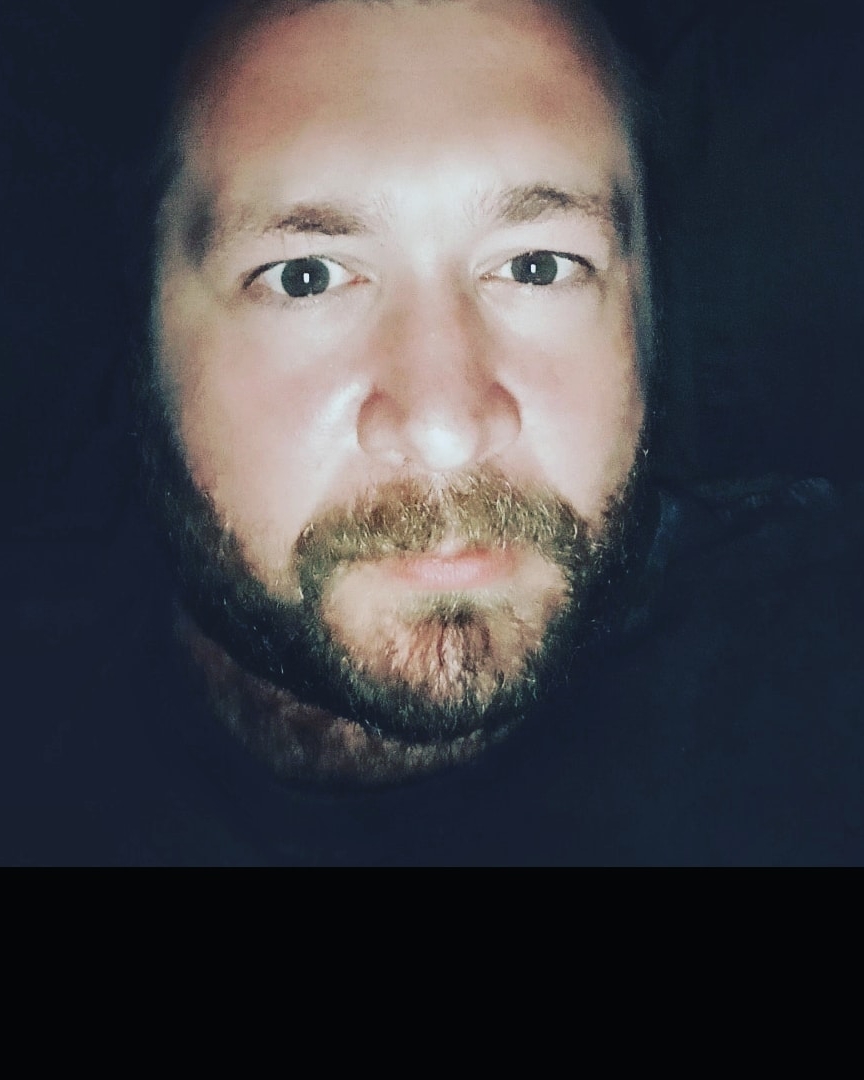 Tinder profile picture for @whitey