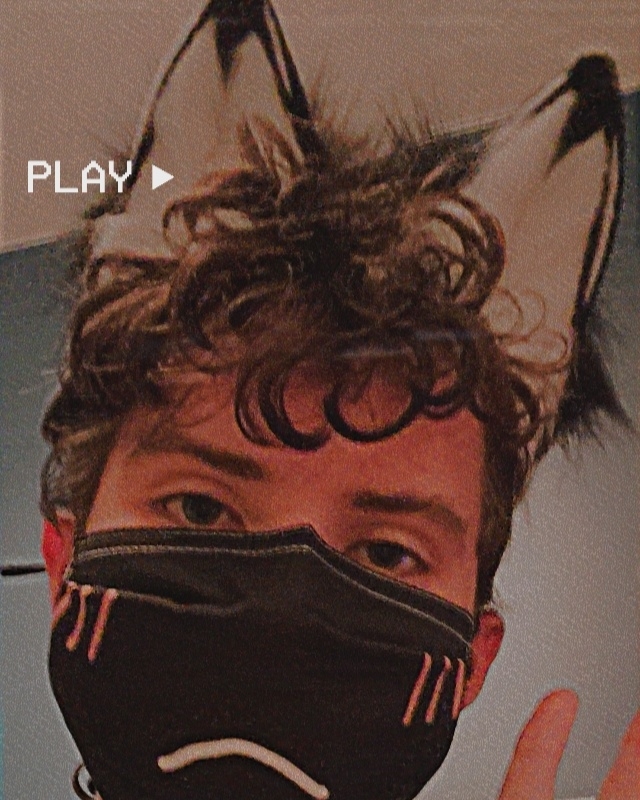 Tinder profile picture for @overboard