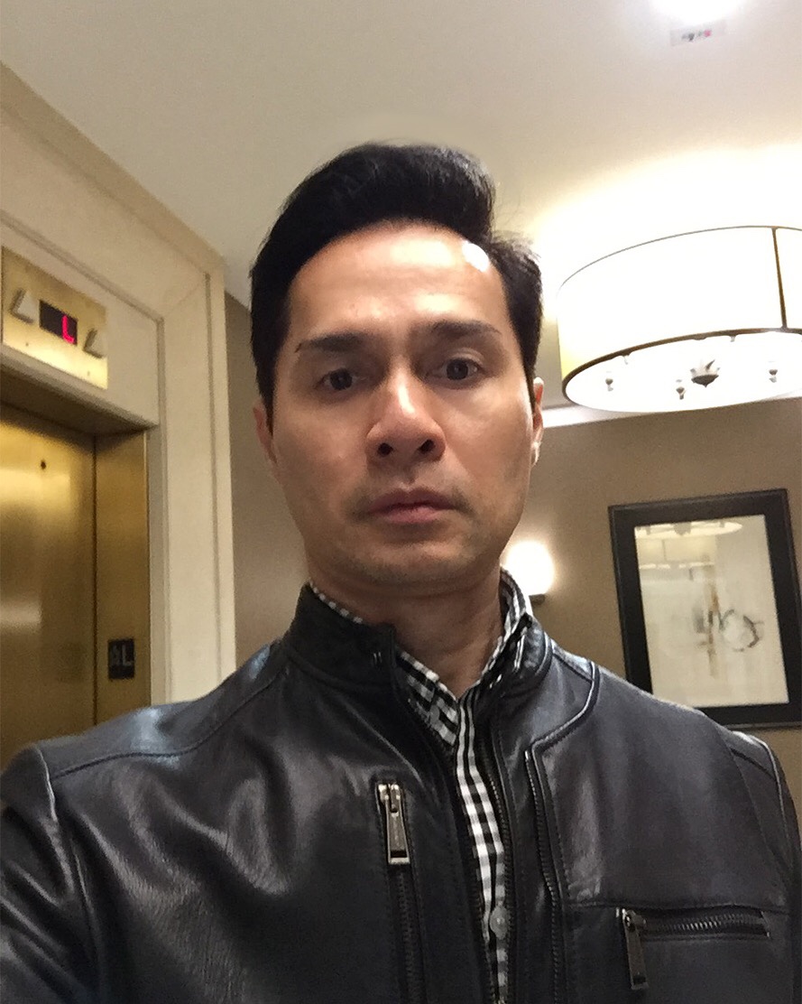 Tinder profile picture for @compromise
