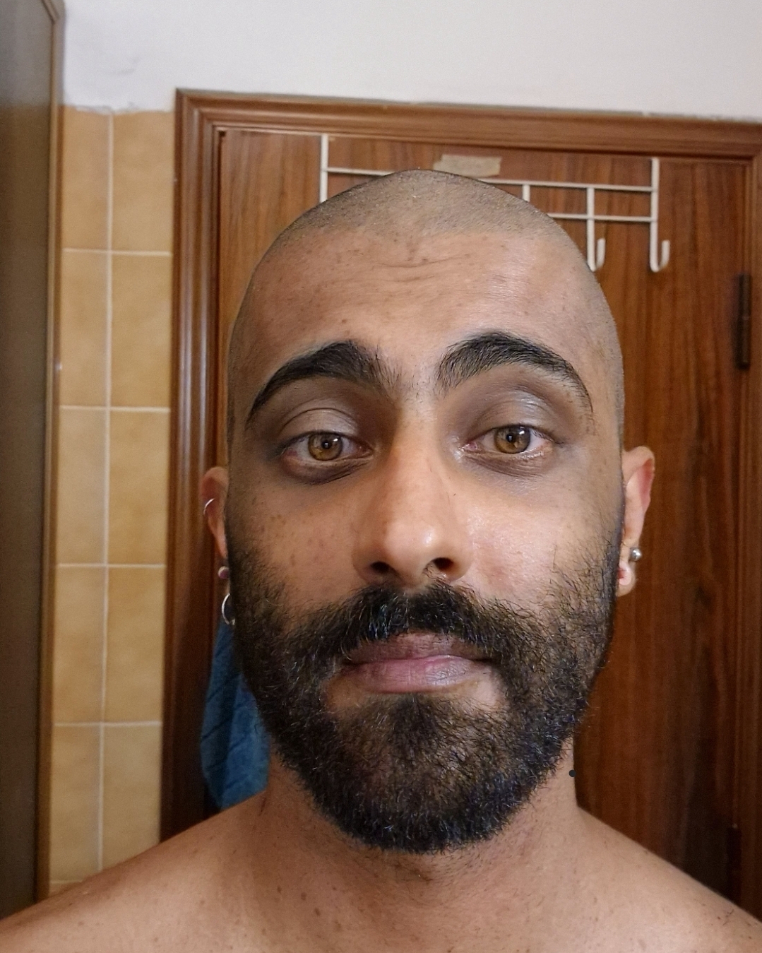 Tinder profile picture for @alle