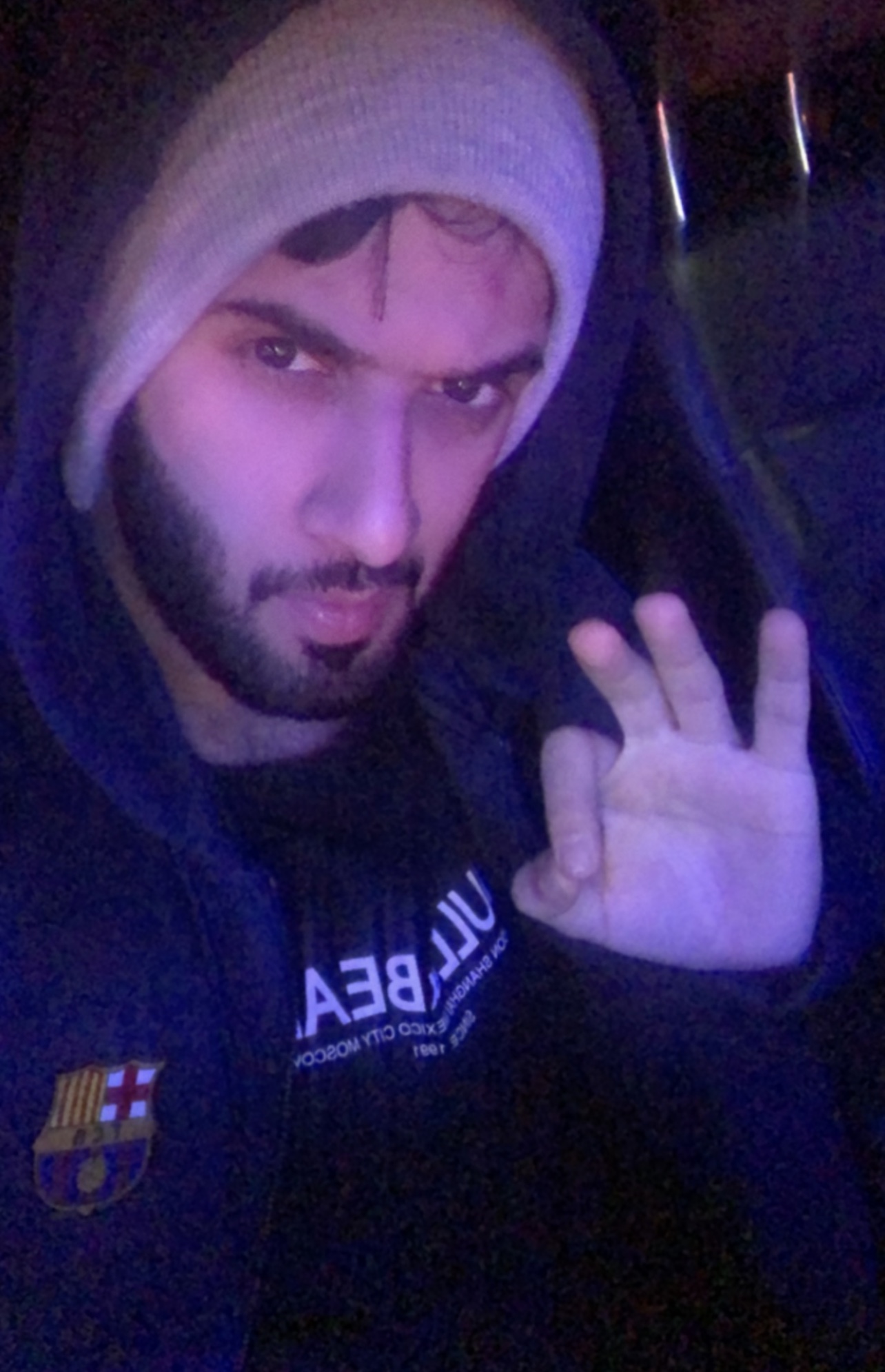 Tinder profile picture for @hamaad