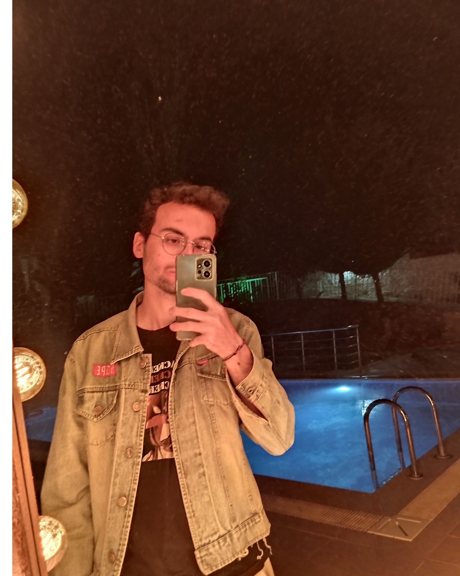 Tinder profile picture for @actor