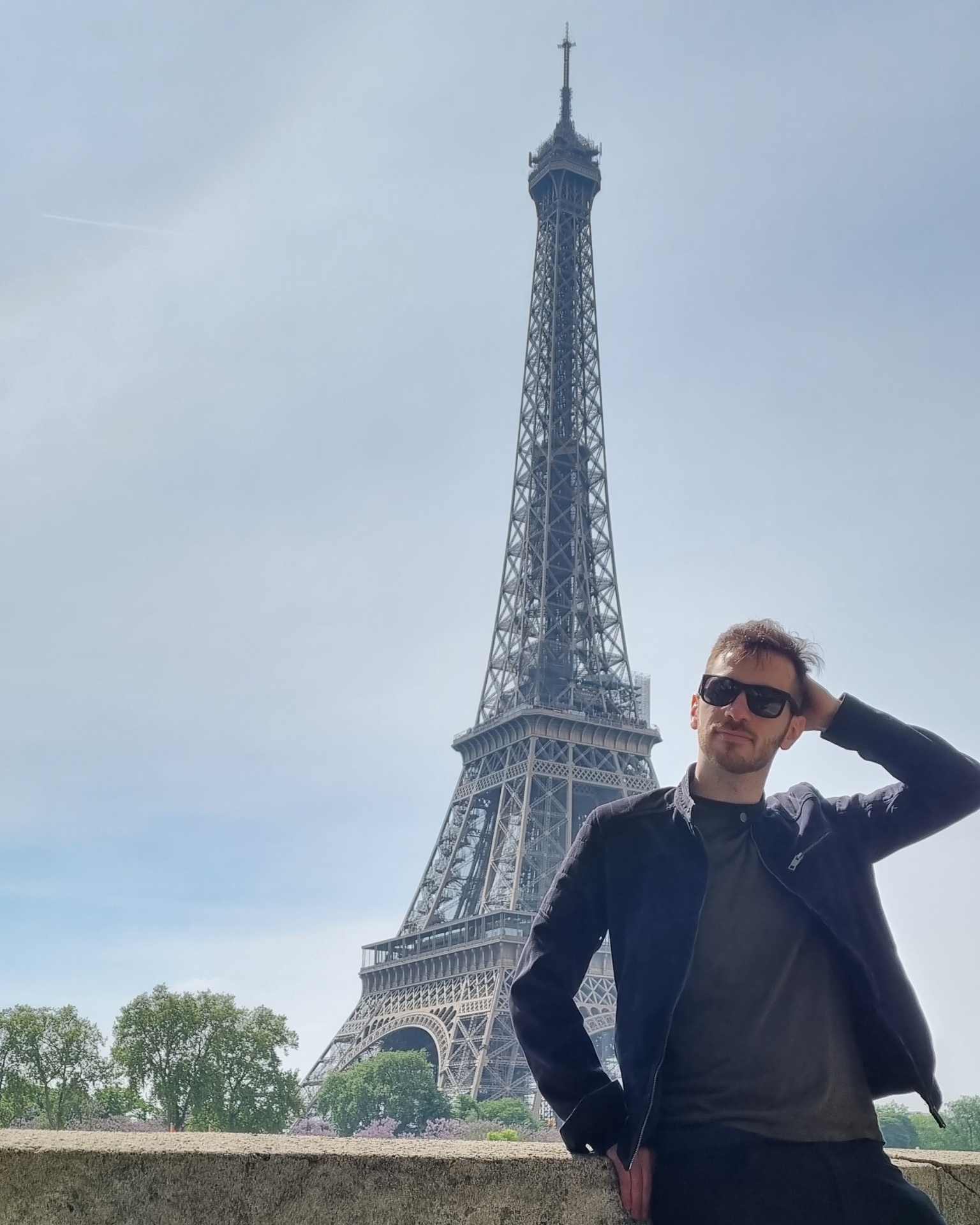 Tinder profile picture for @starvation