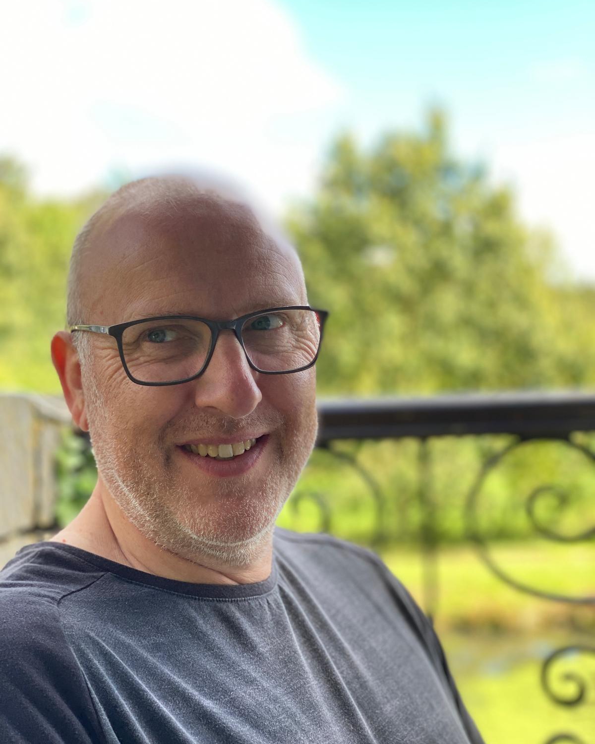 Tinder profile picture for @rudim