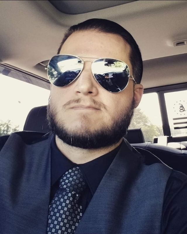 Tinder profile picture for @shifty