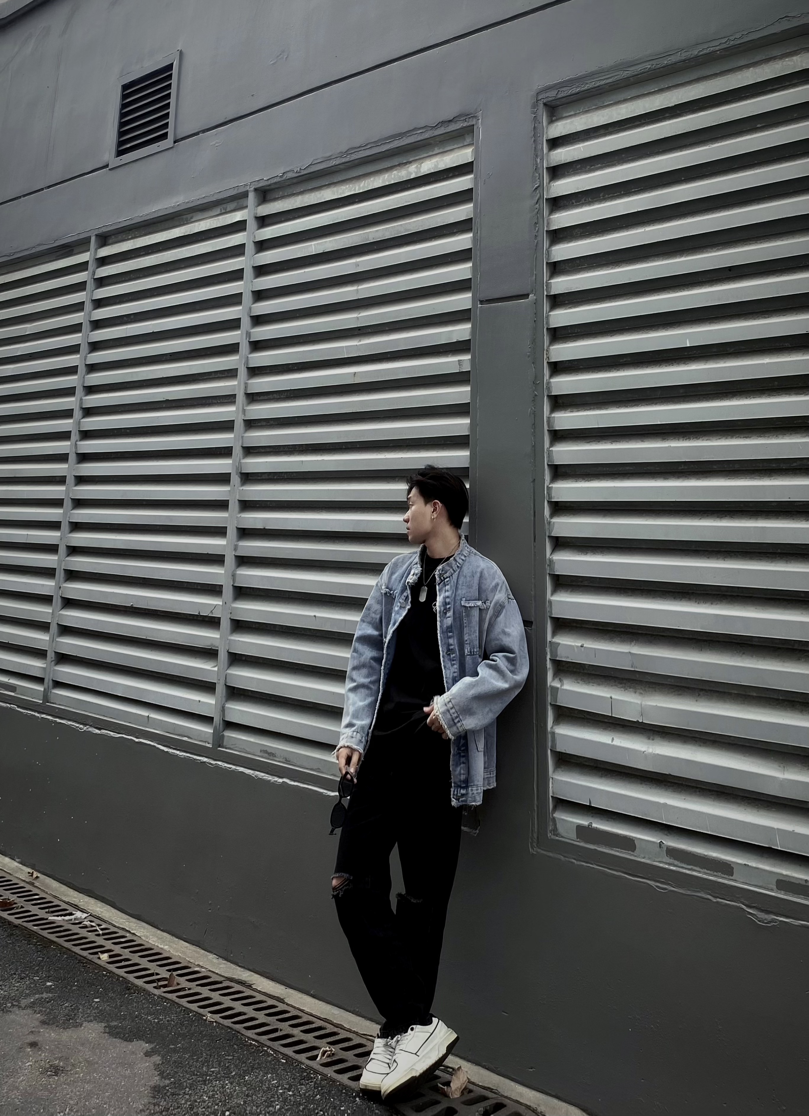 Tinder profile picture for @varies