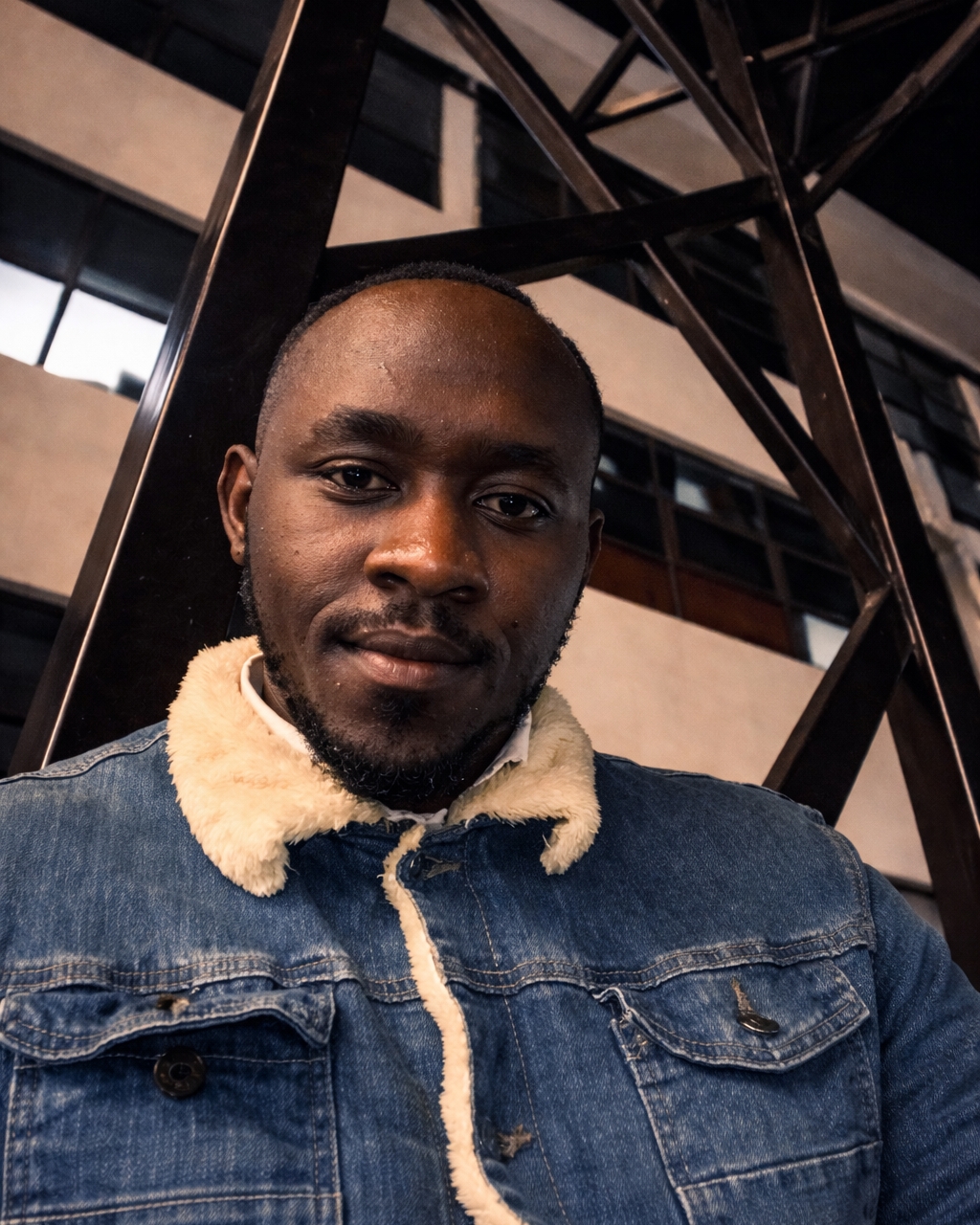 Tinder profile picture for @kipngeno