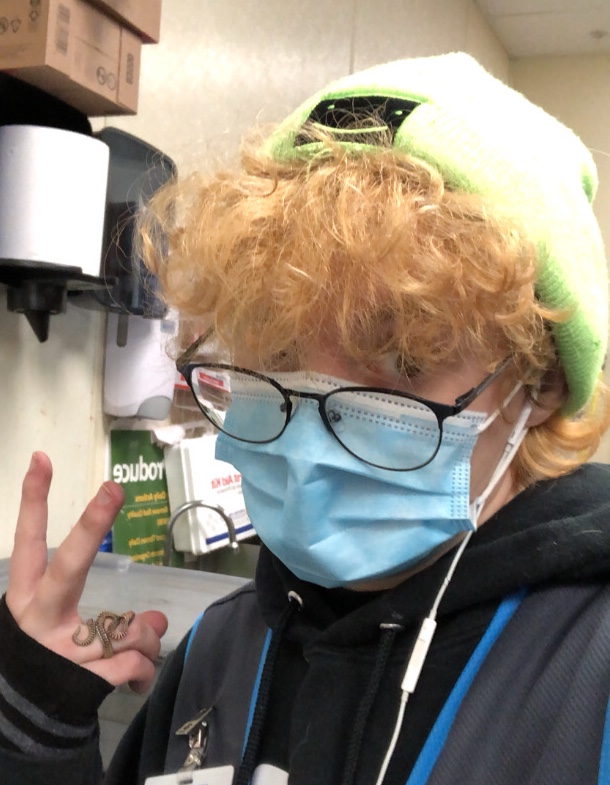 Tinder profile picture for @worm