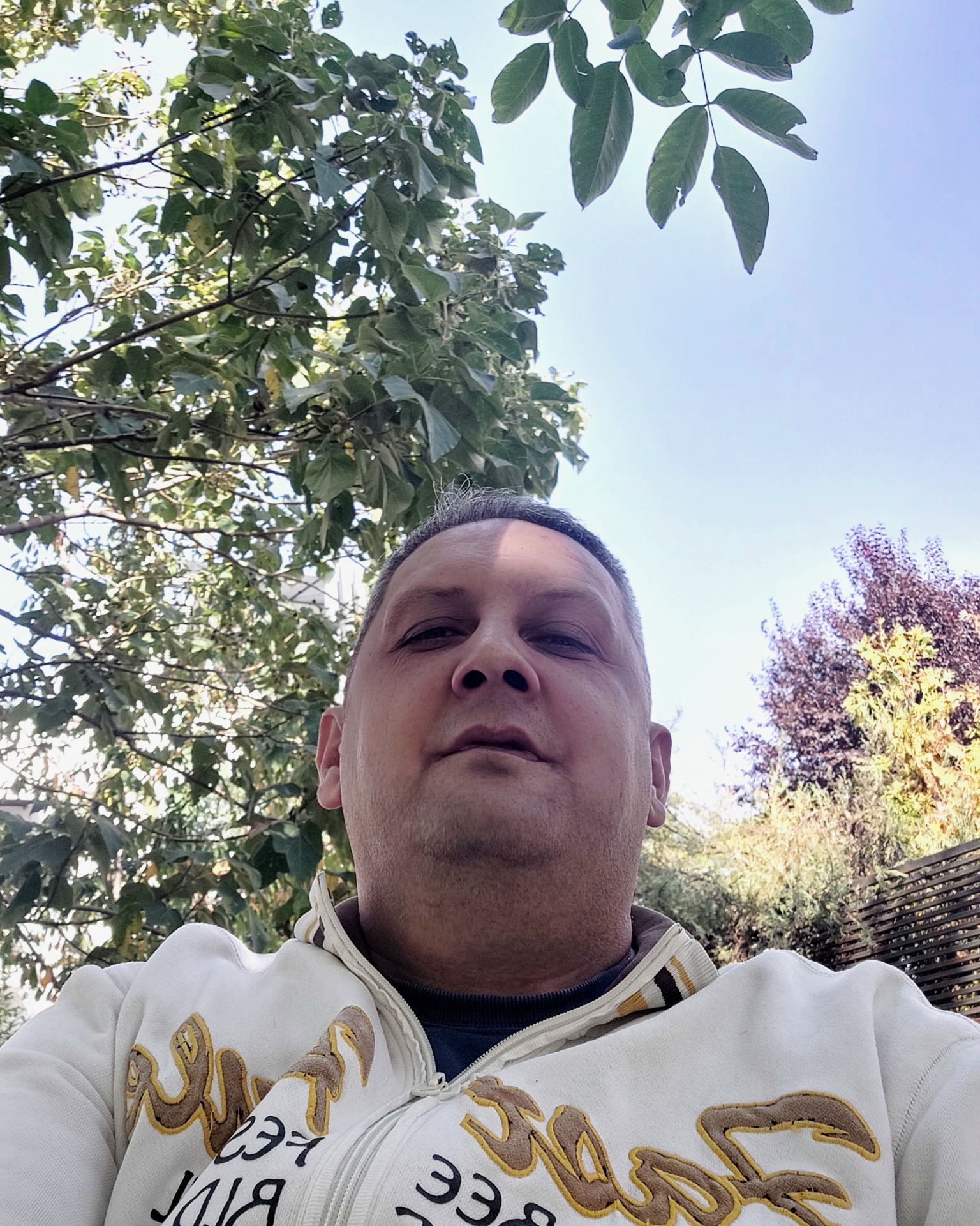 Tinder profile picture for @igor
