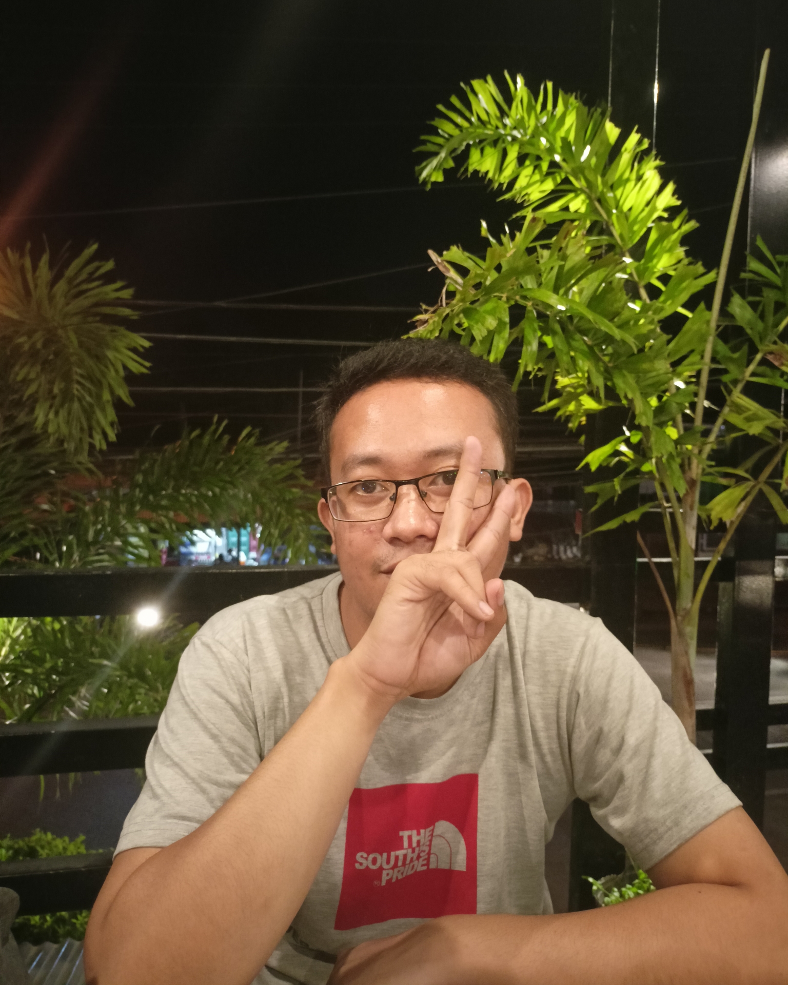 Tinder profile picture for @suspects