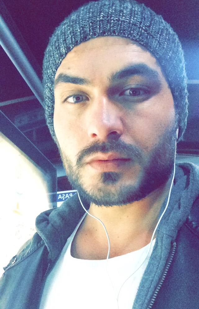Tinder profile picture for @dll