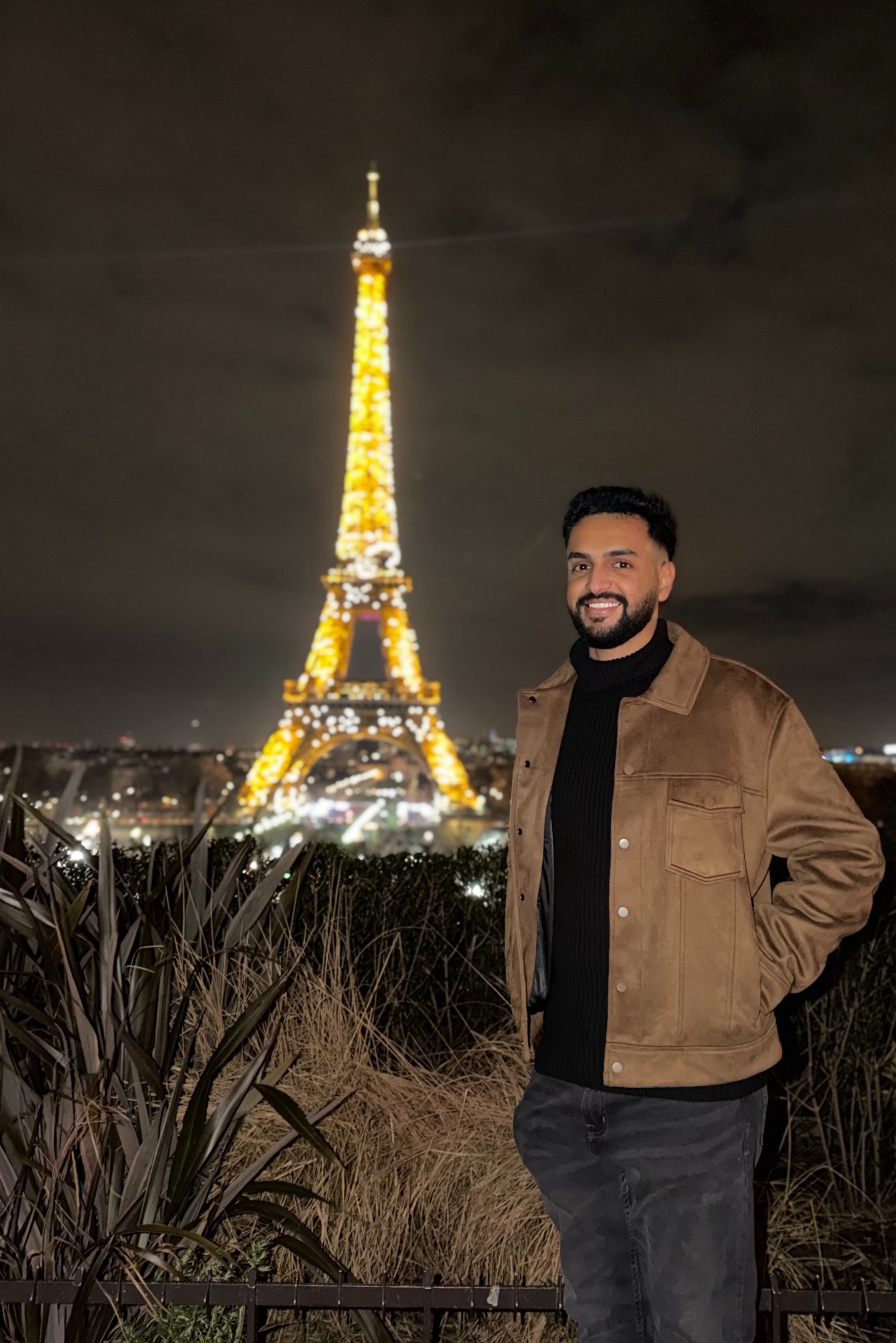 Tinder profile picture for @xp88