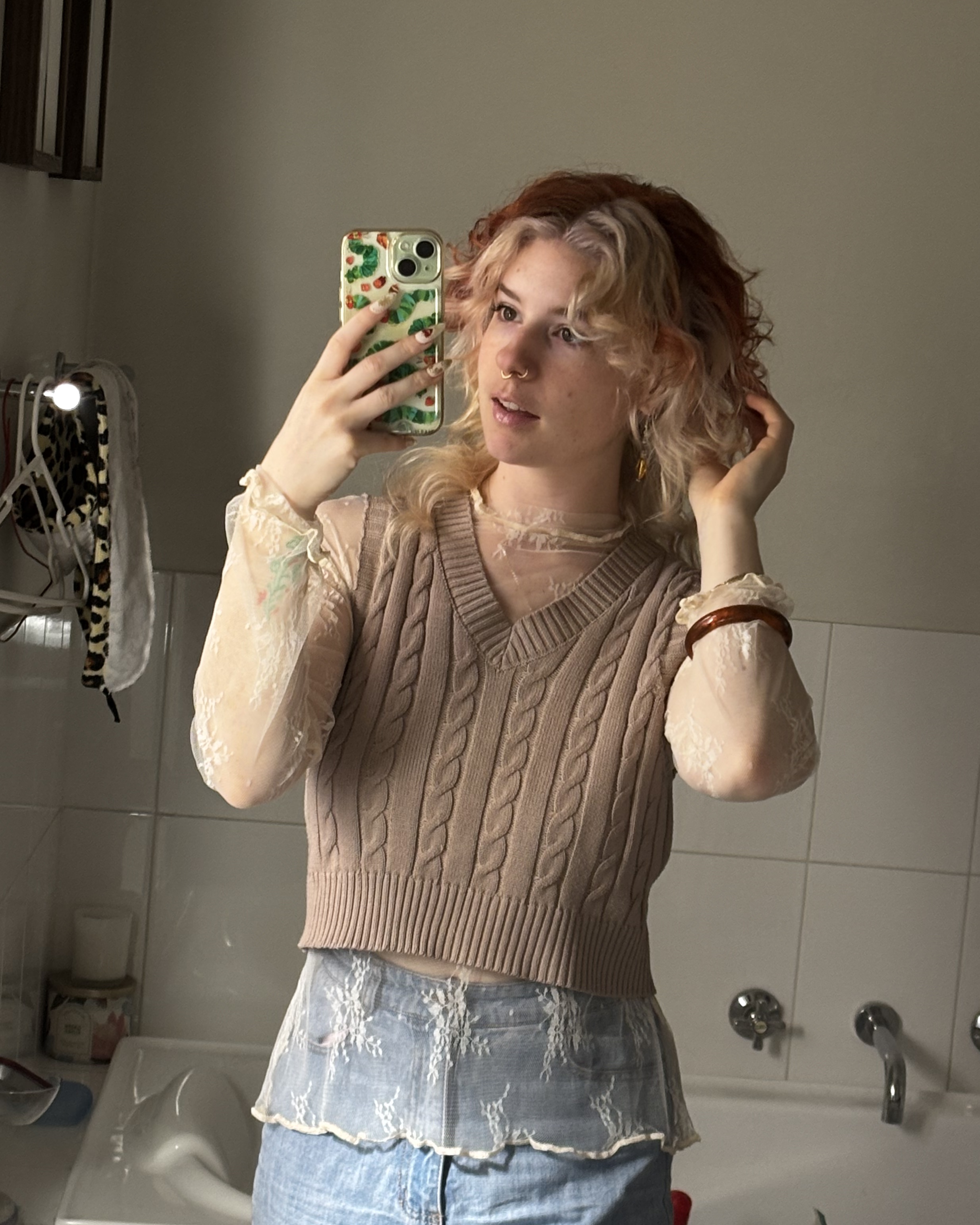 Tinder profile picture for @sourpuss