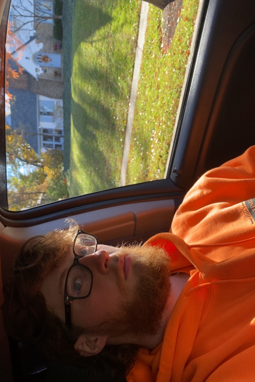 Tinder profile picture for @idkbro